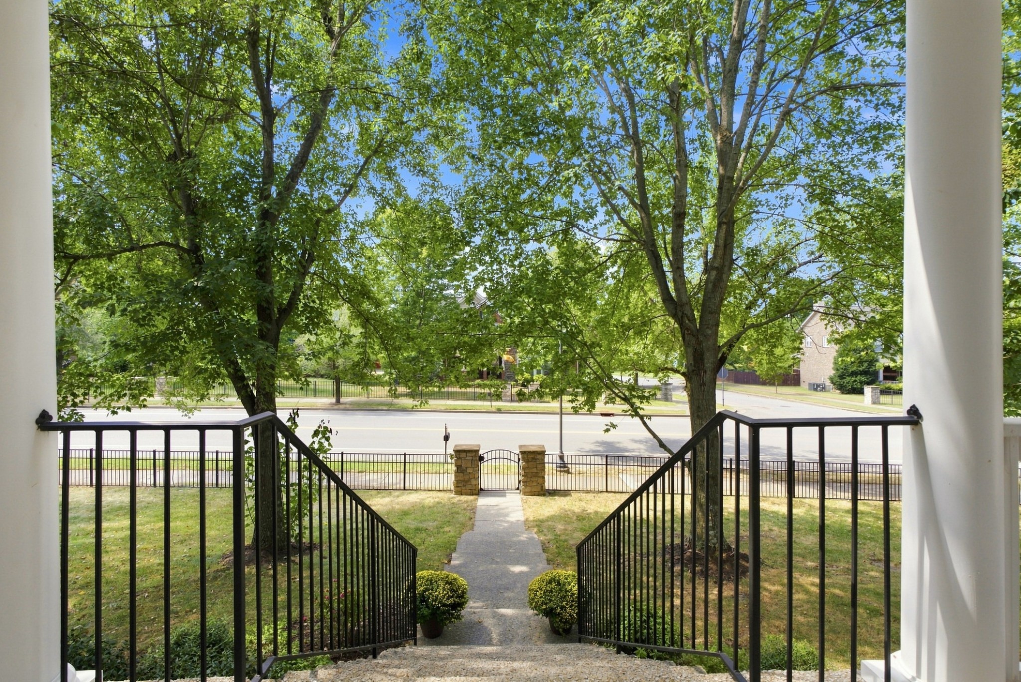 3026 Oxford Glen Dr