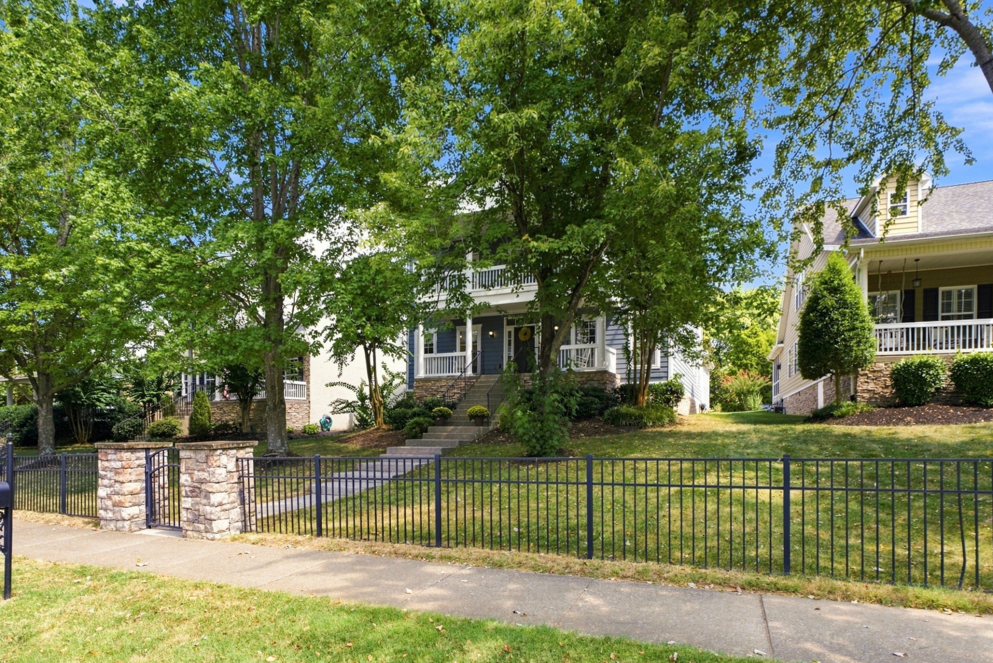 3026 Oxford Glen Dr