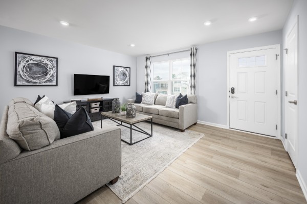 425 Audusson Dr