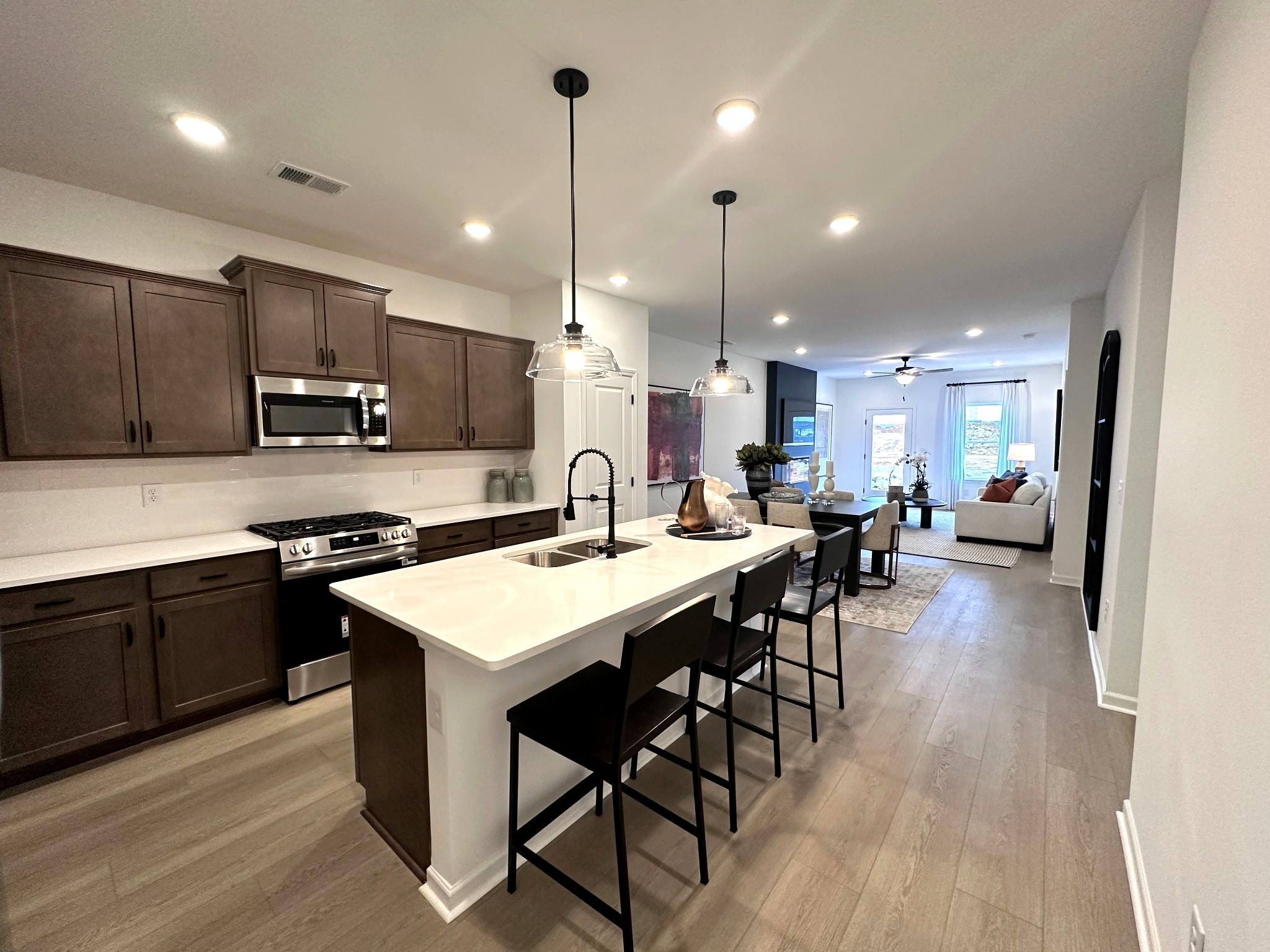 805 Paddington Way