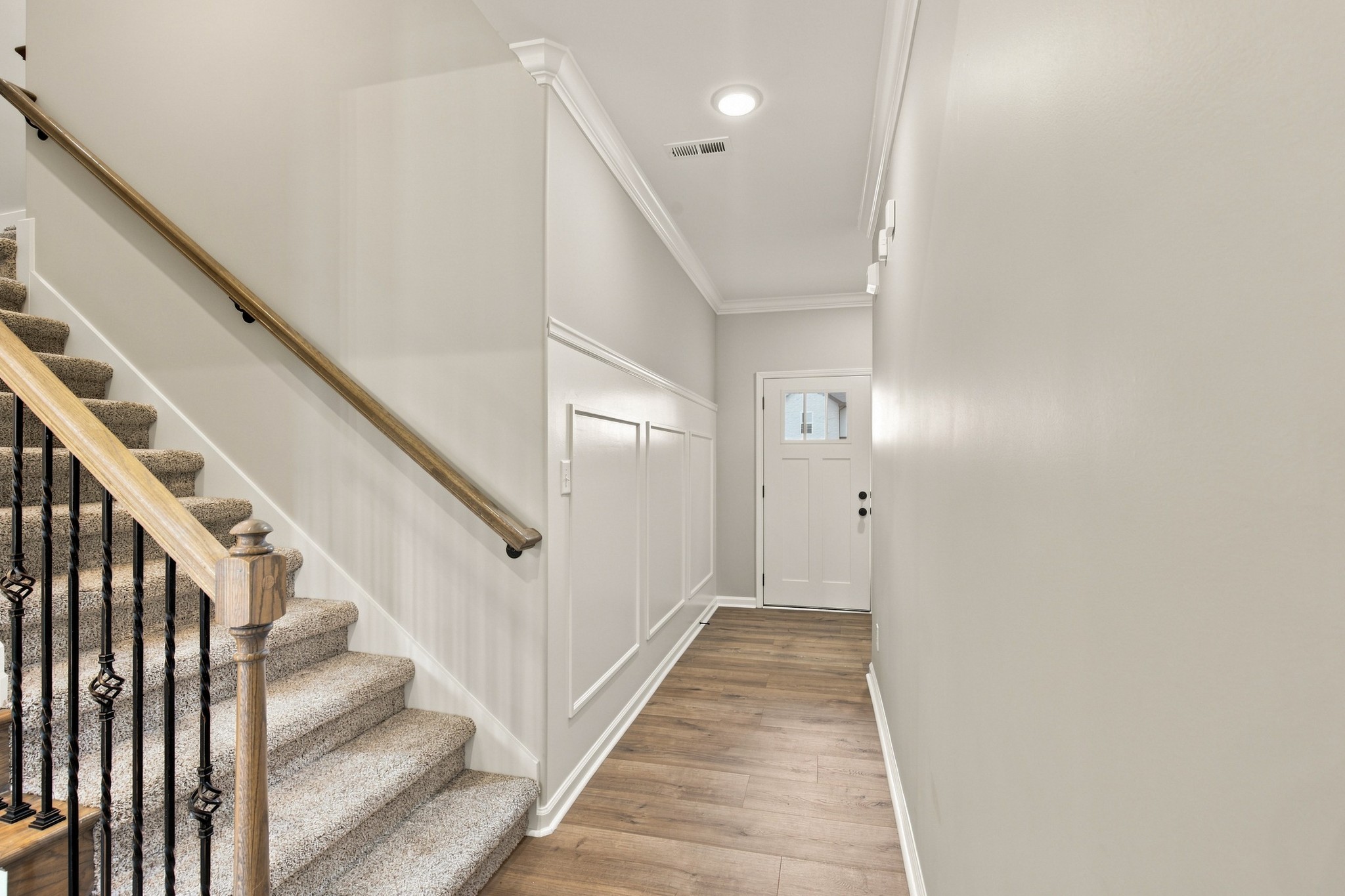 1589 Kestrel Dr