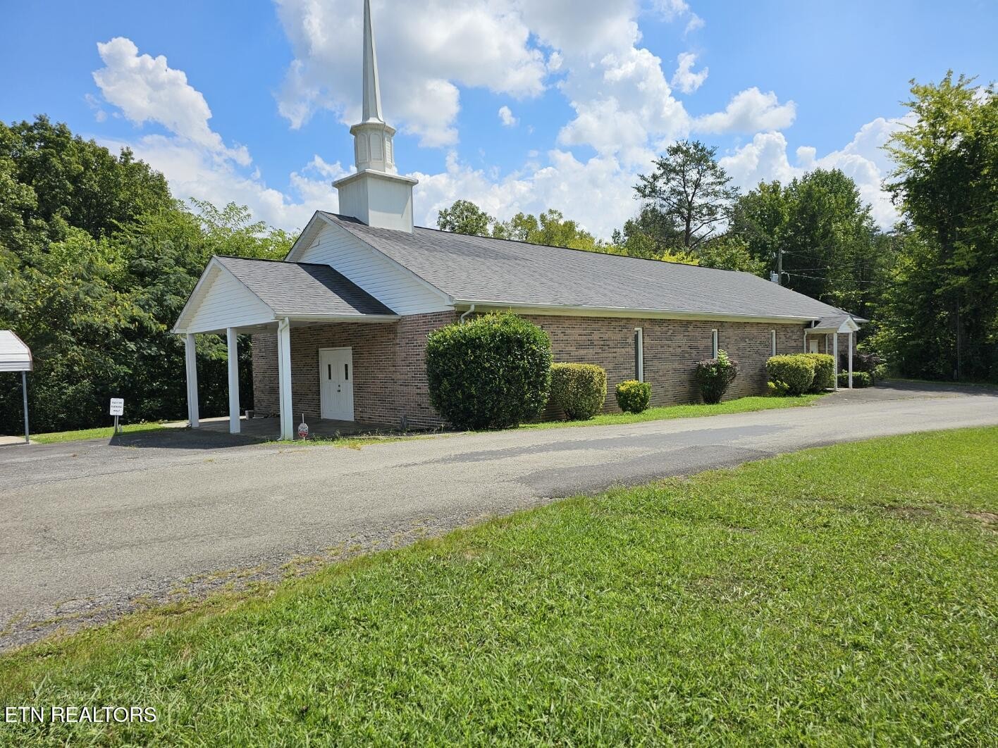 295 Shadden Rd