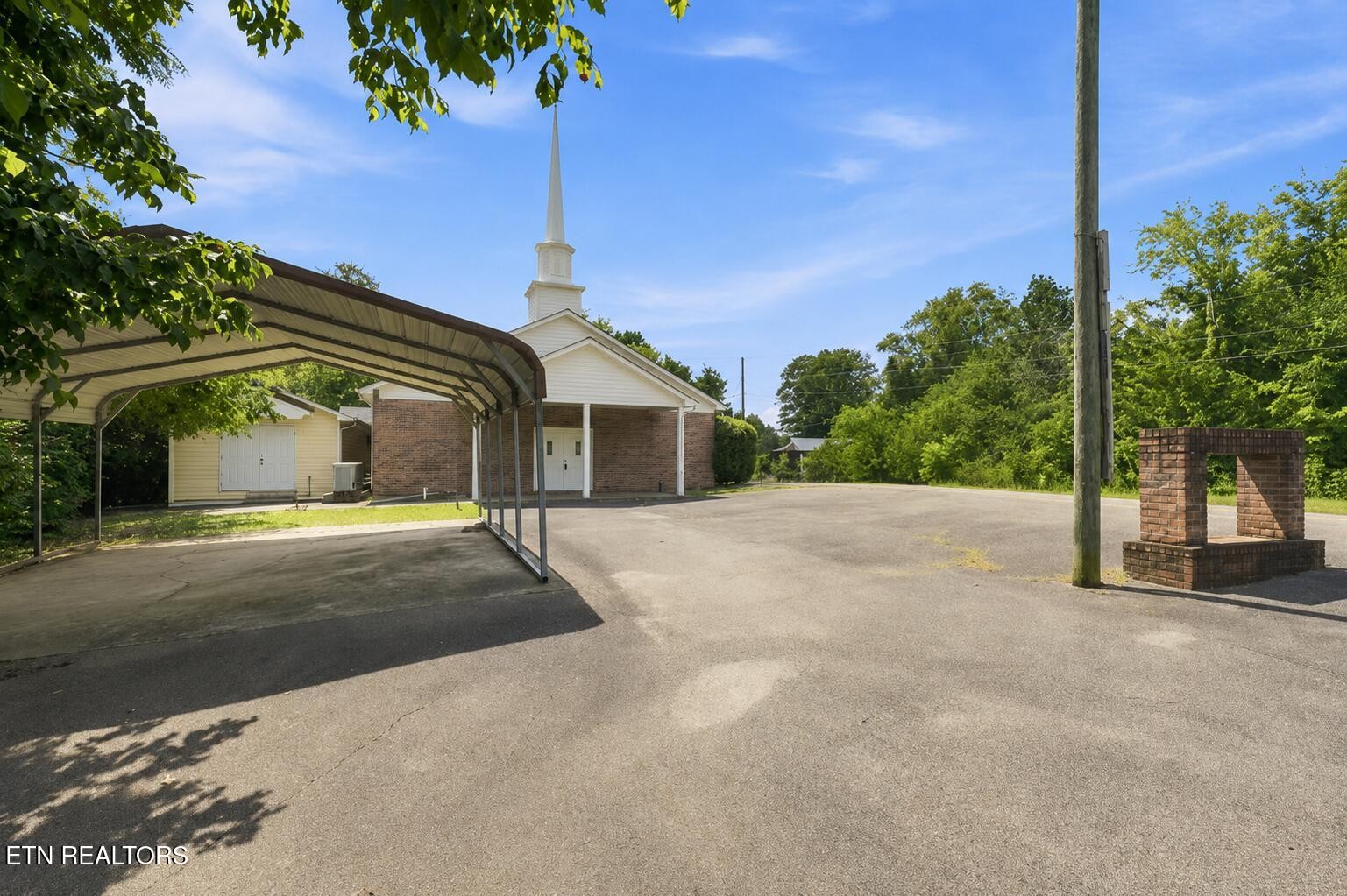 295 Shadden Rd