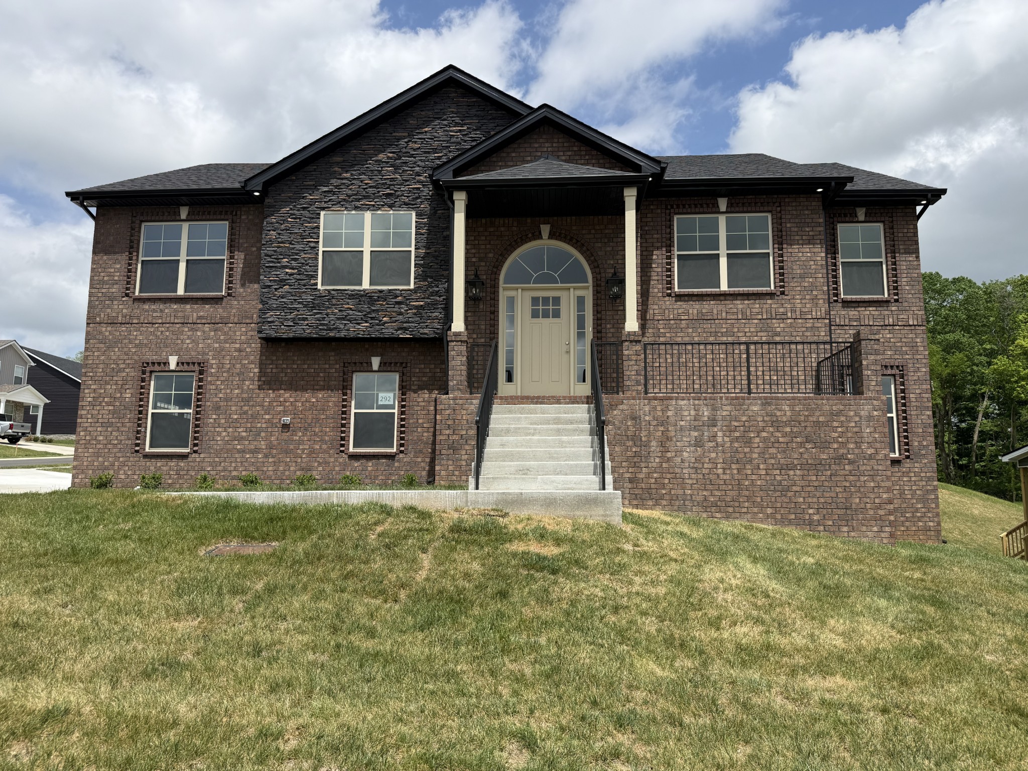 292 Cardinal Creek