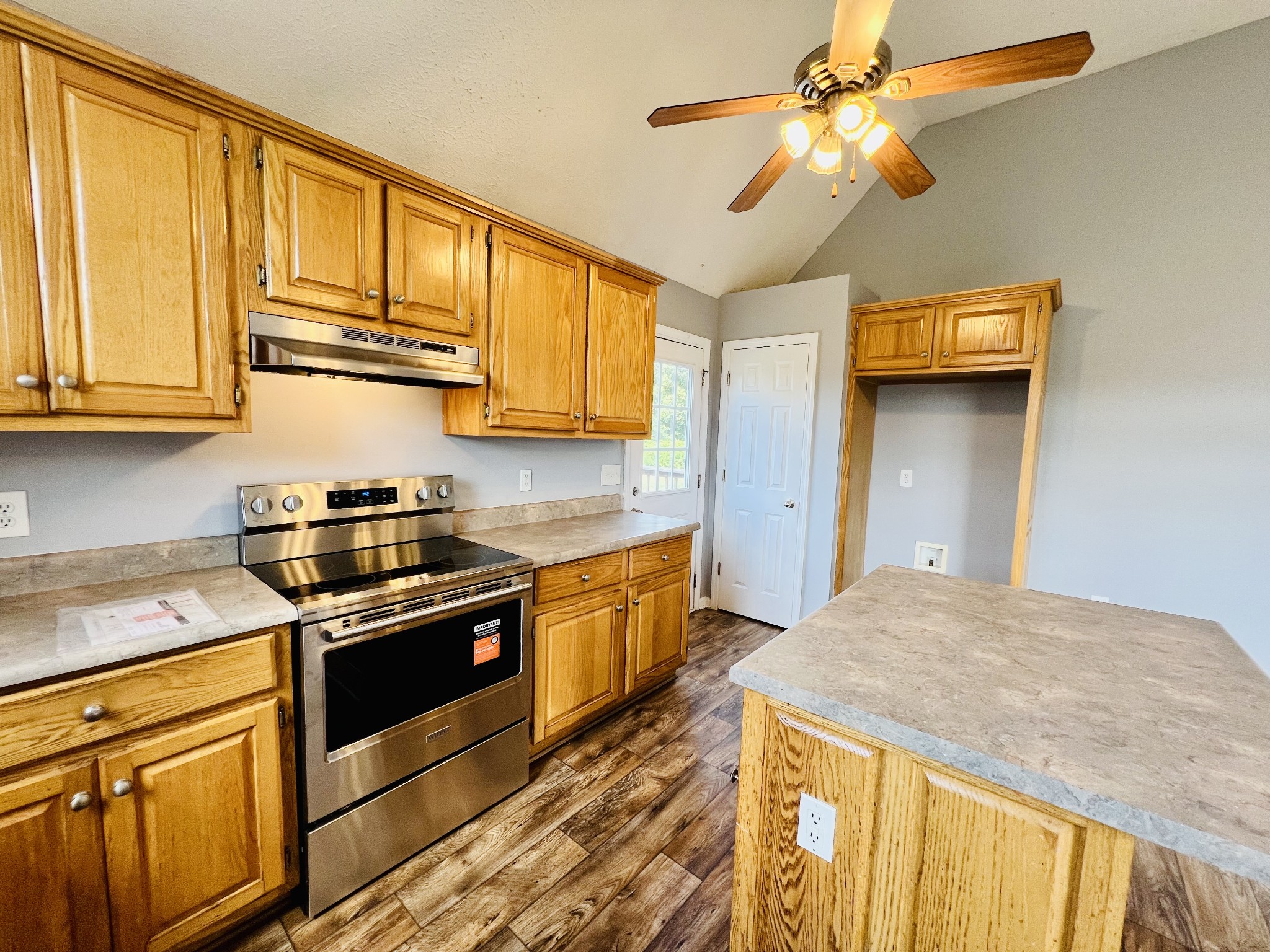 33 Long Meadow Dr