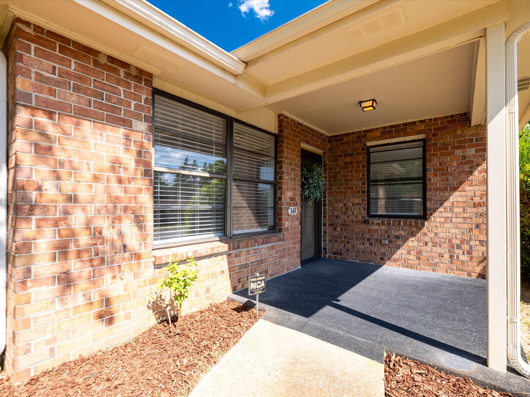 349 Deer Lake Dr