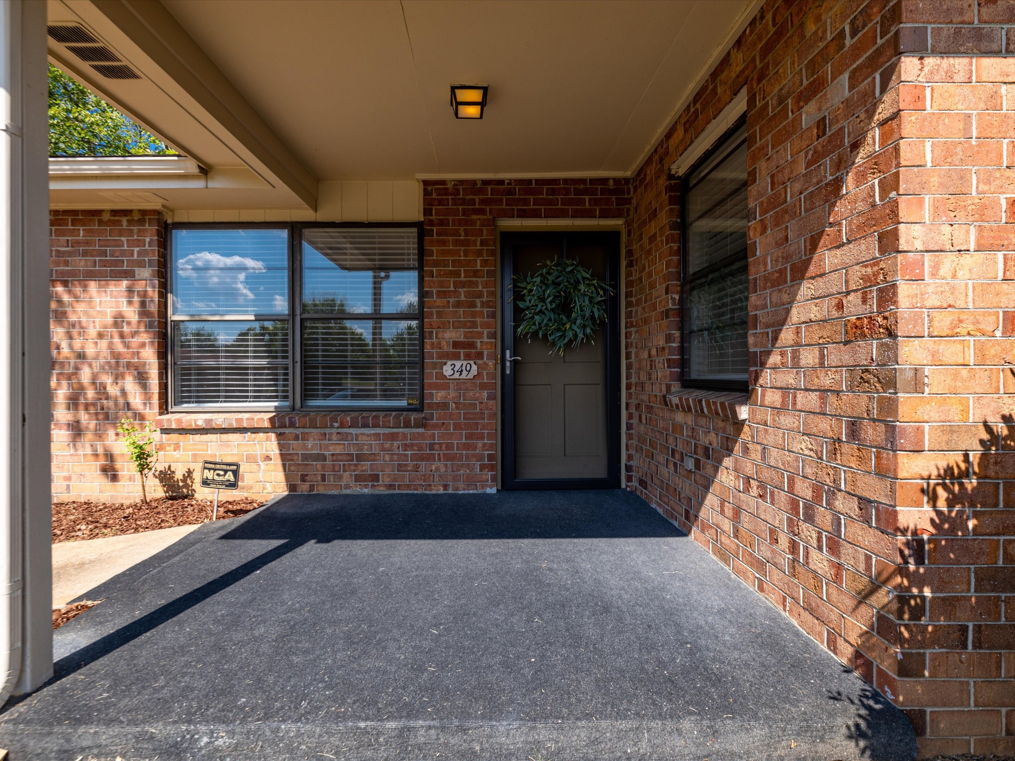 349 Deer Lake Dr