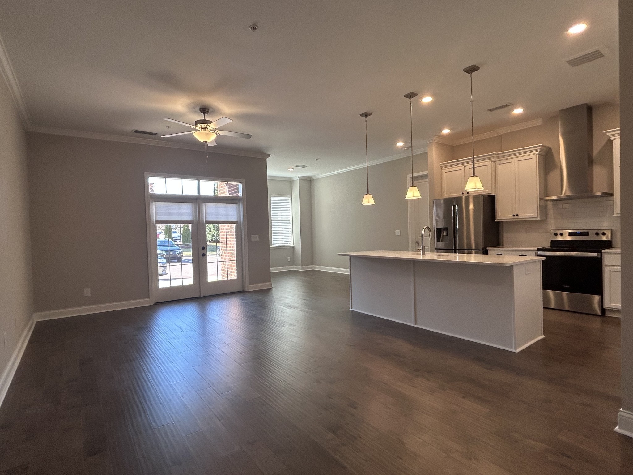 2089 Branford Pl