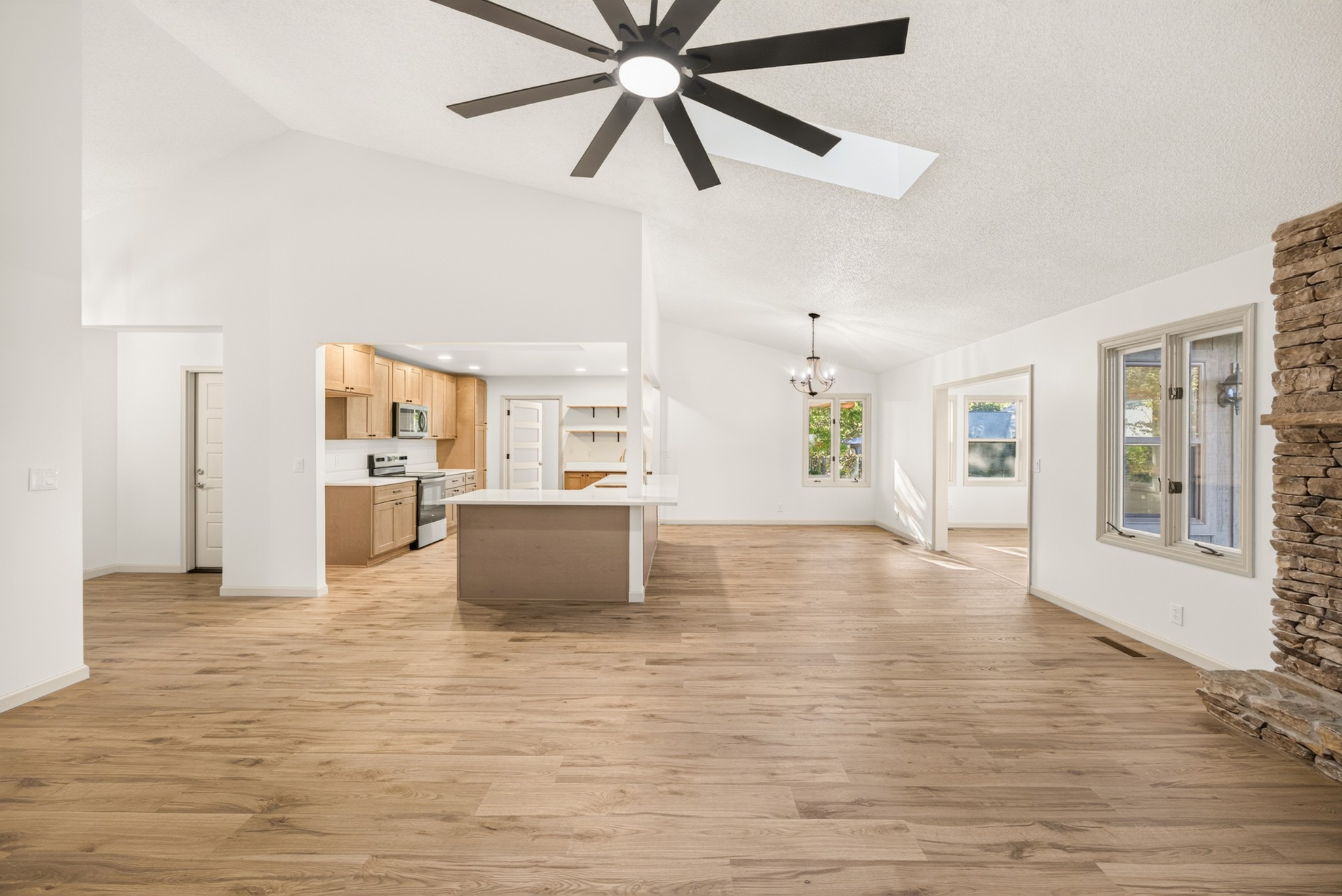 40 Kingsboro Ln