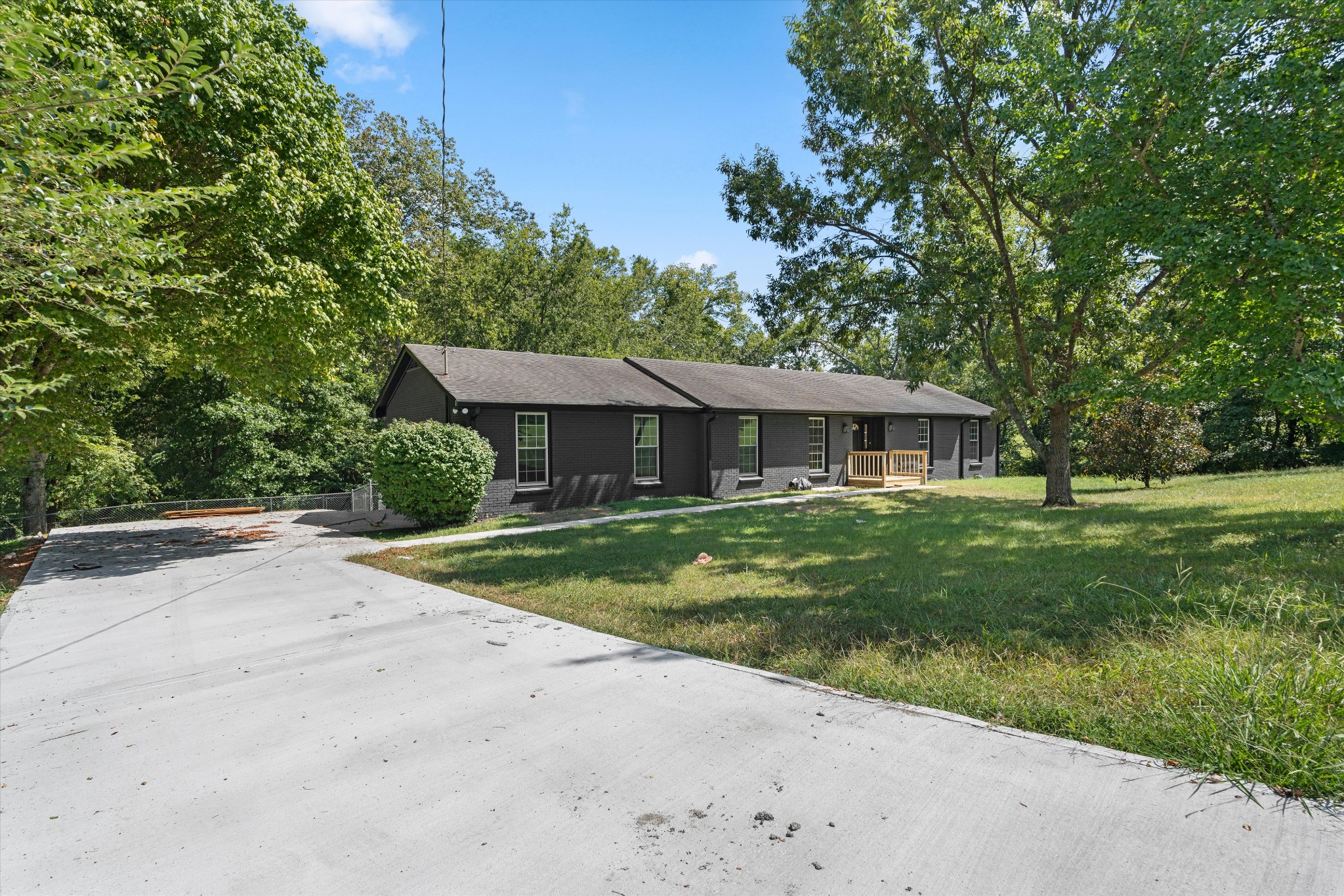 648 Gaylemore Dr