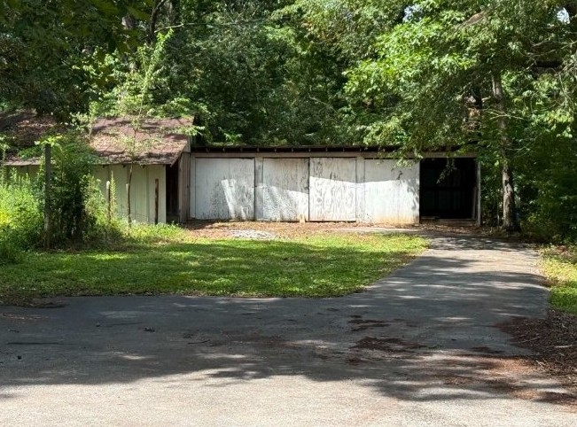 761 Carole Anne Dr