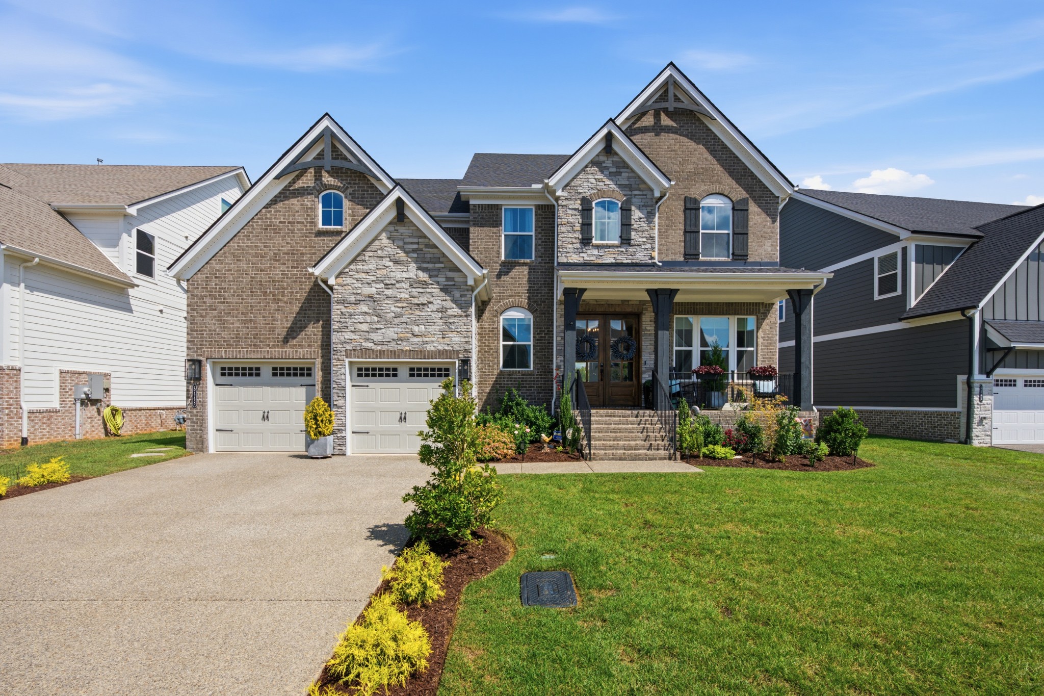5448 Ayana Dr