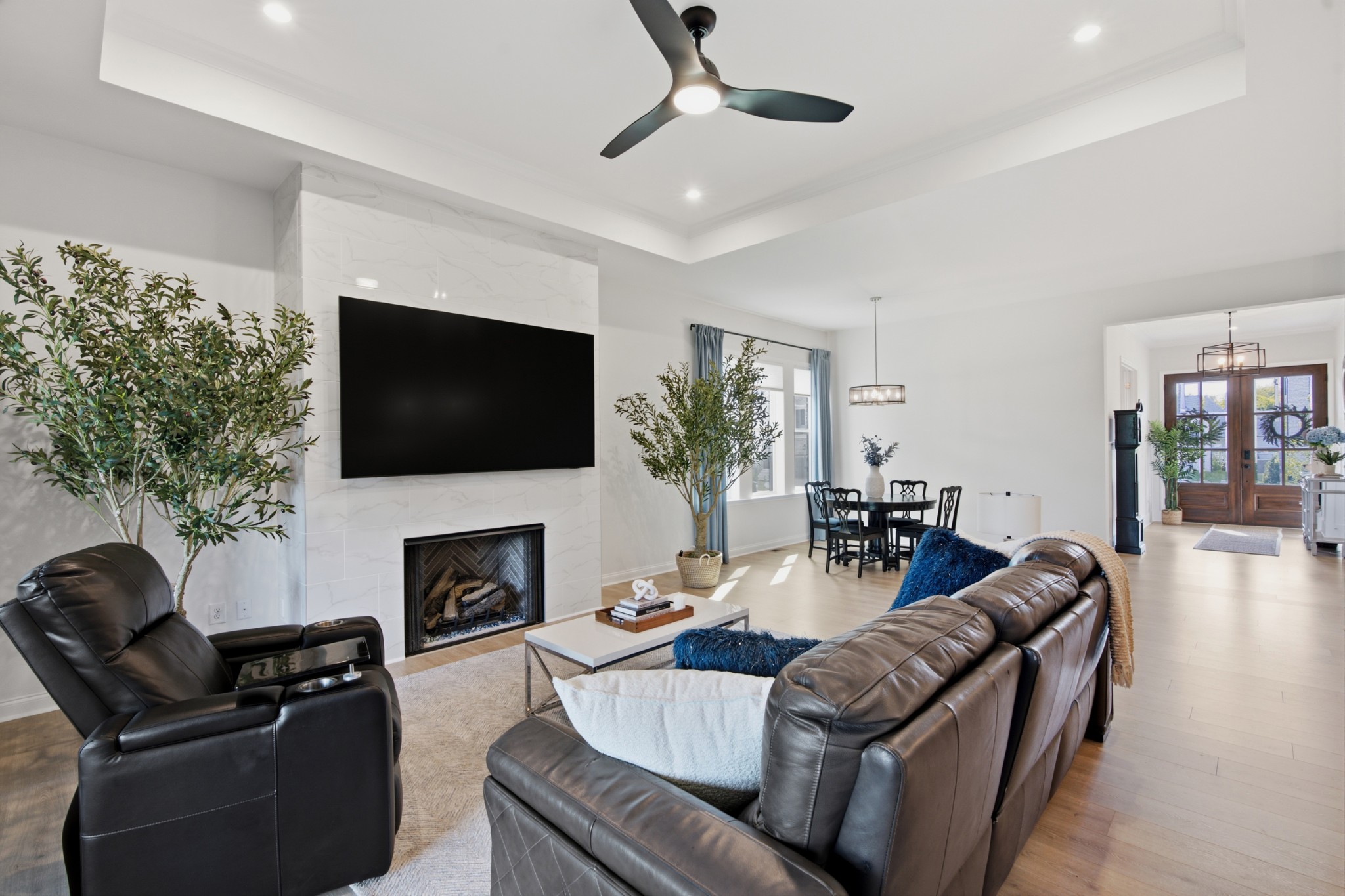 5448 Ayana Dr