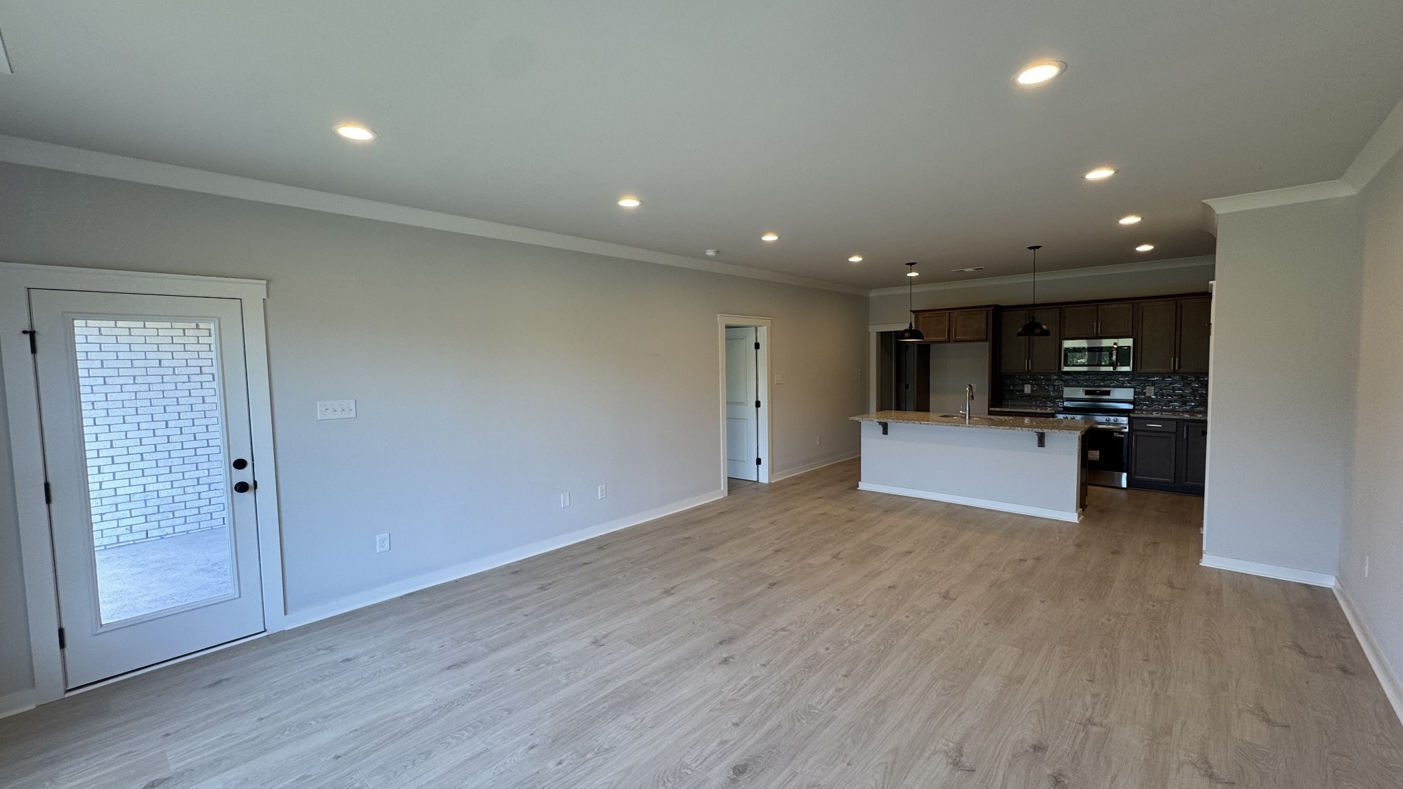 492 W Foxrun