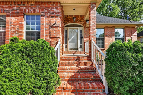 107 Cedar Forest Dr