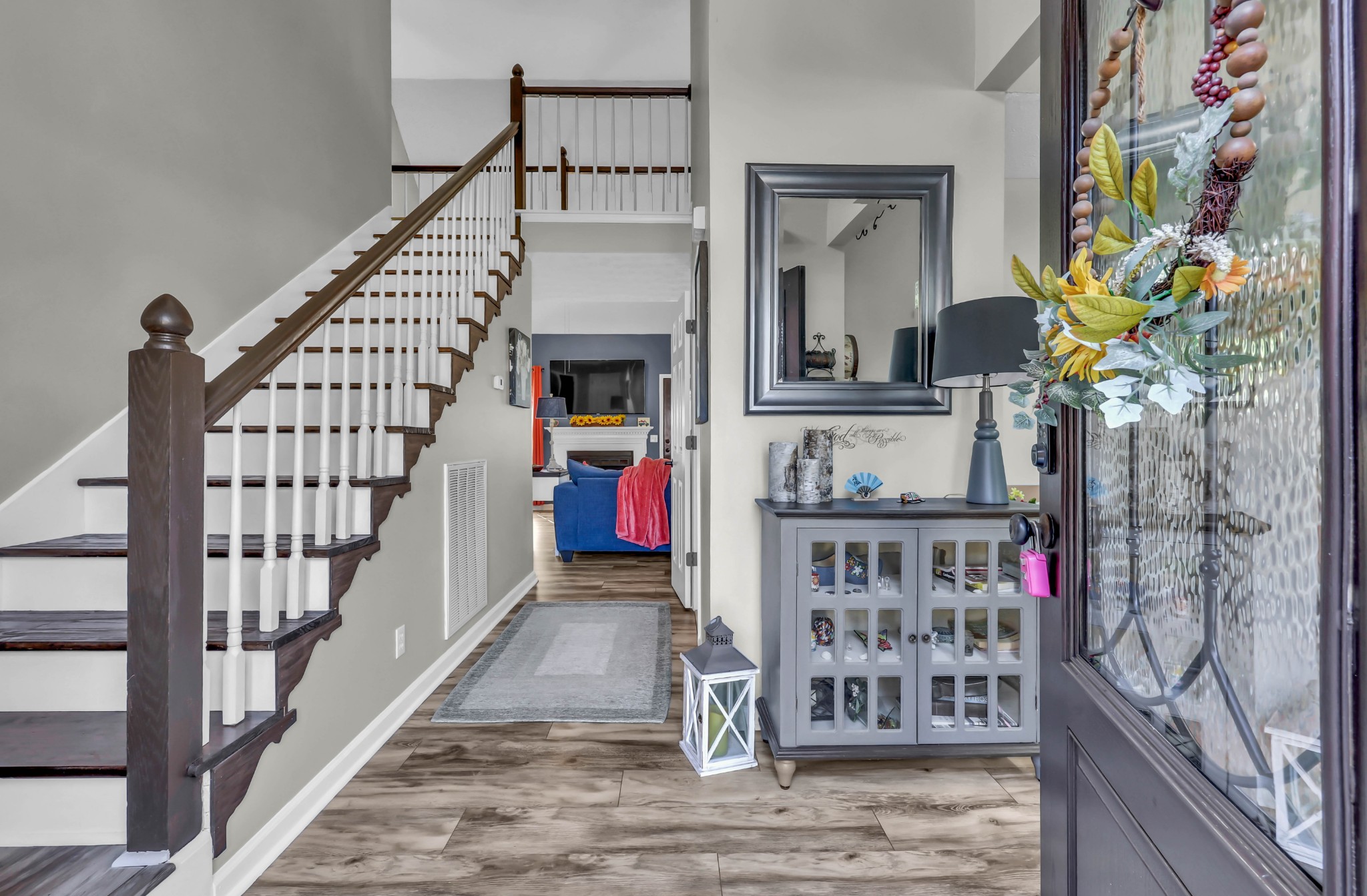 215 S Aztec Dr