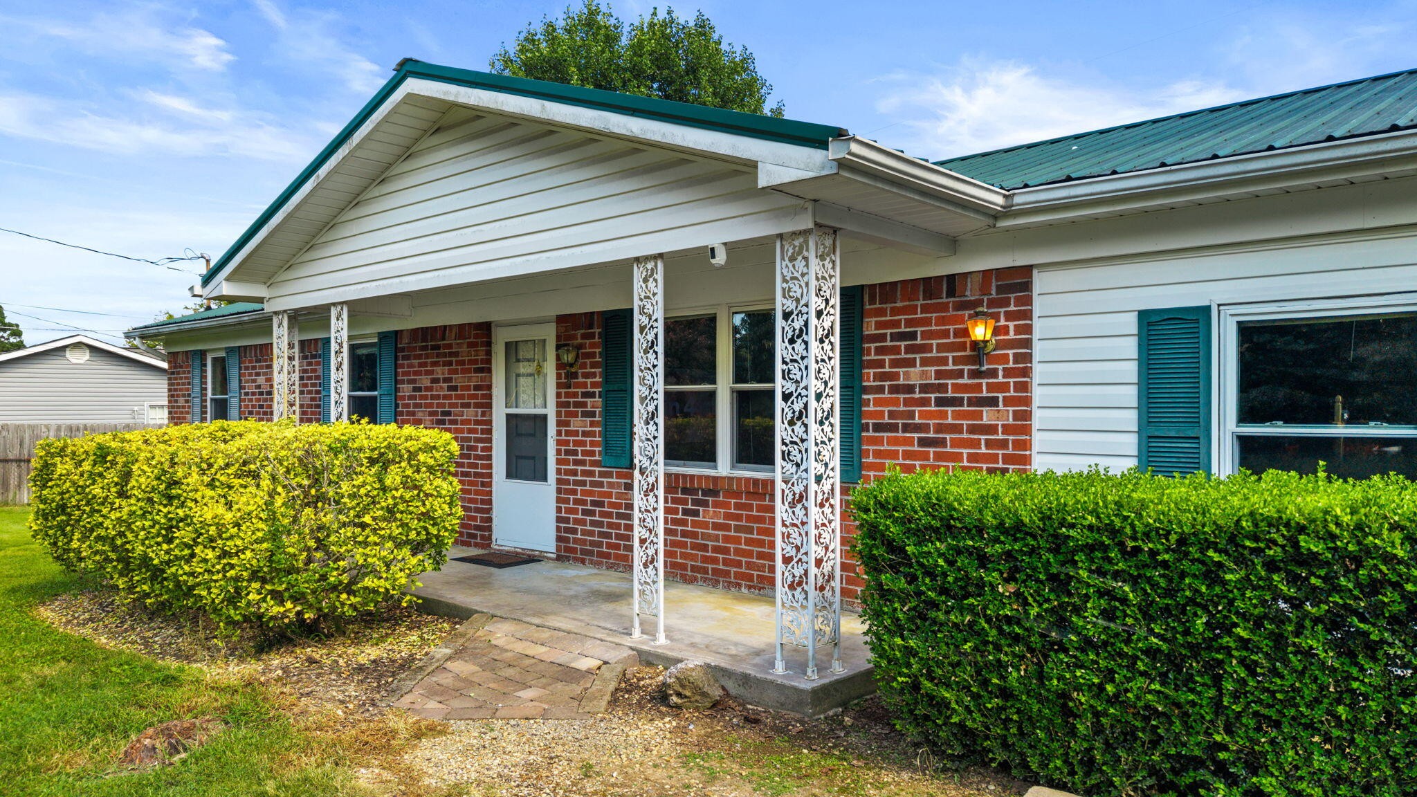 2044 Rolling Brook Drive, NE