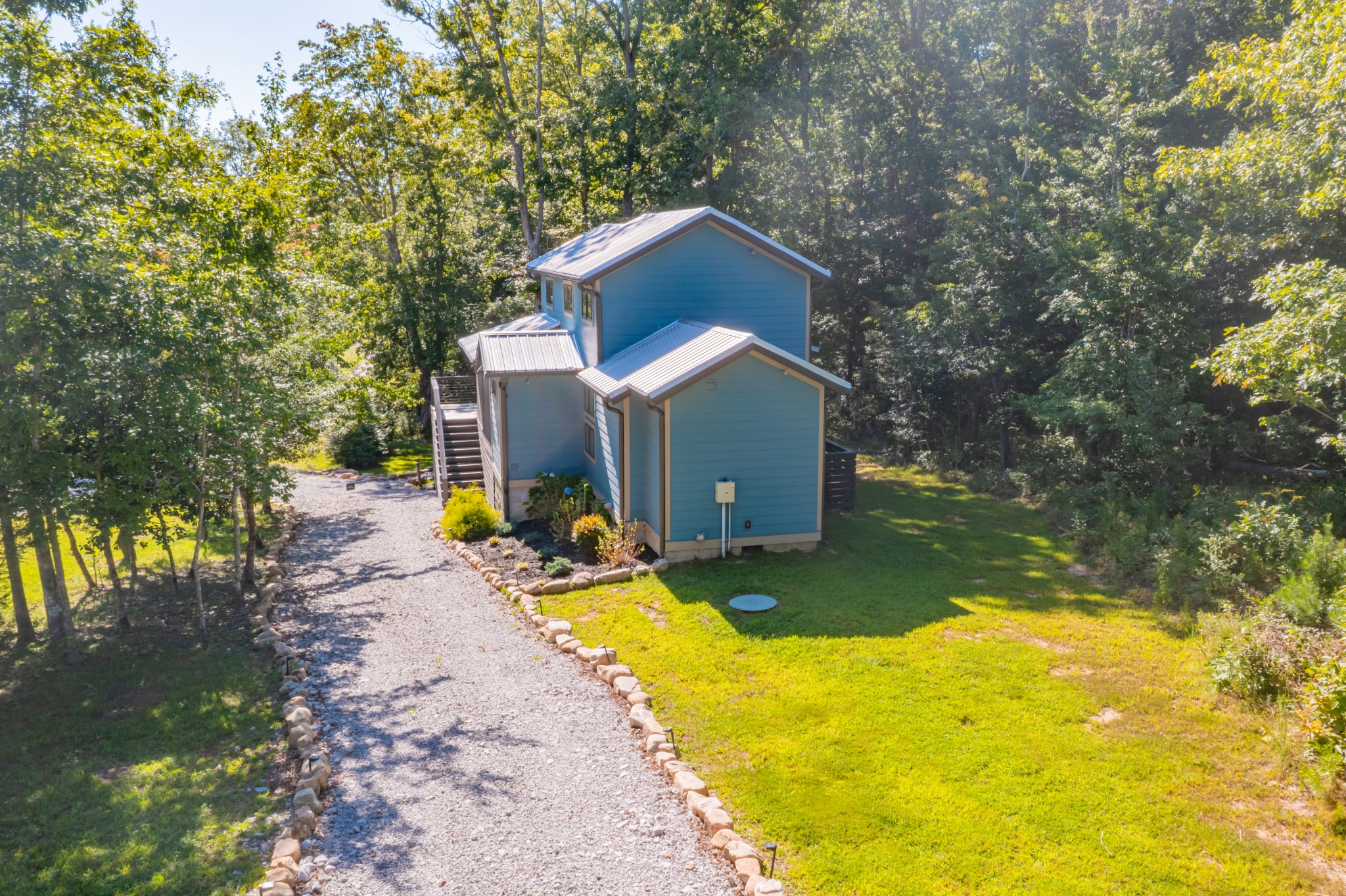 246 Hemlock Cv