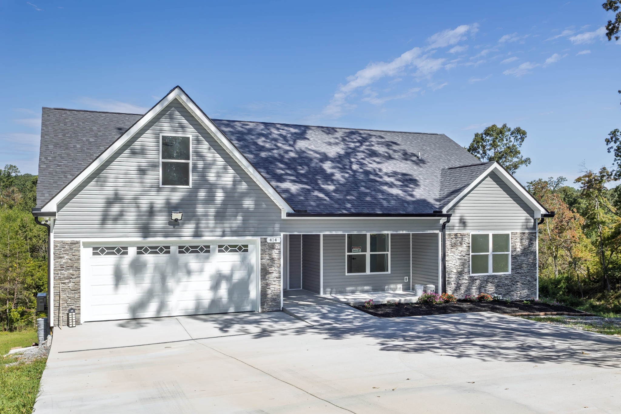414 Windy Ridge Dr