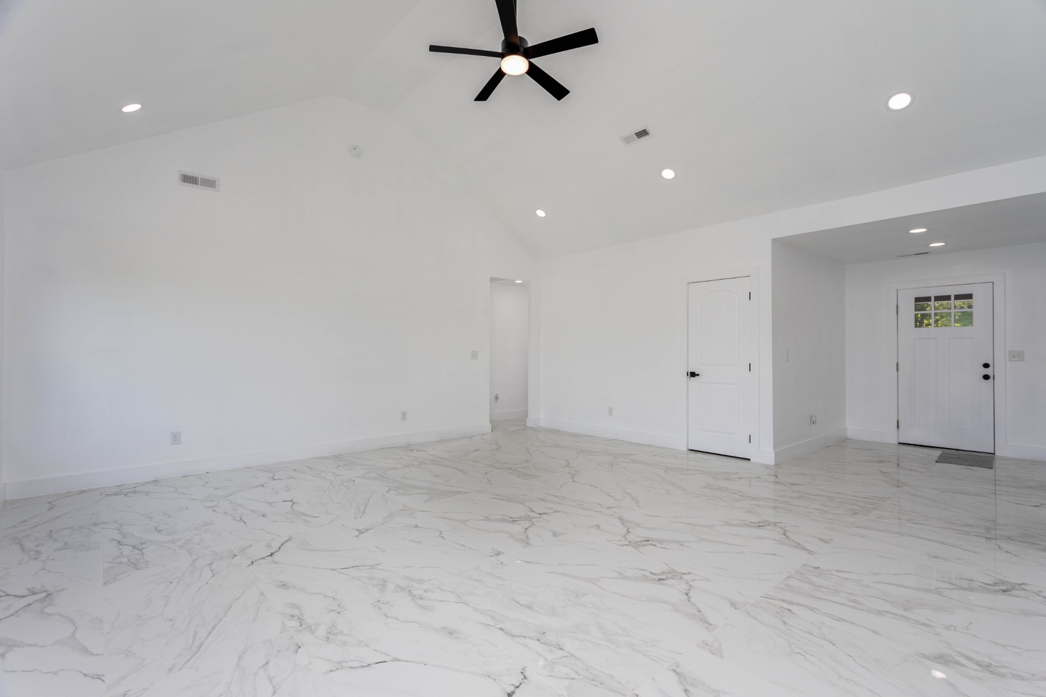 414 Windy Ridge Dr