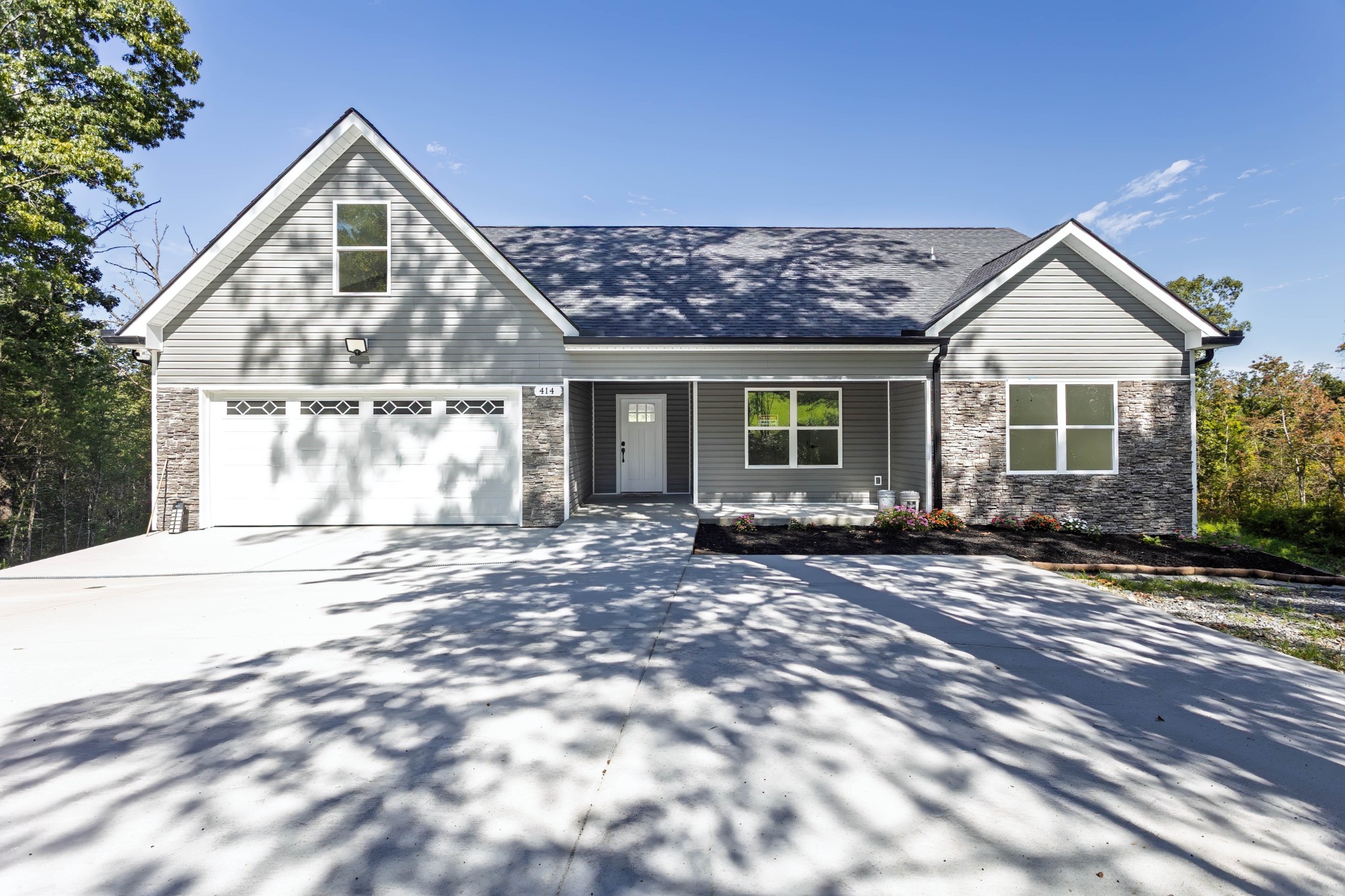 414 Windy Ridge Dr