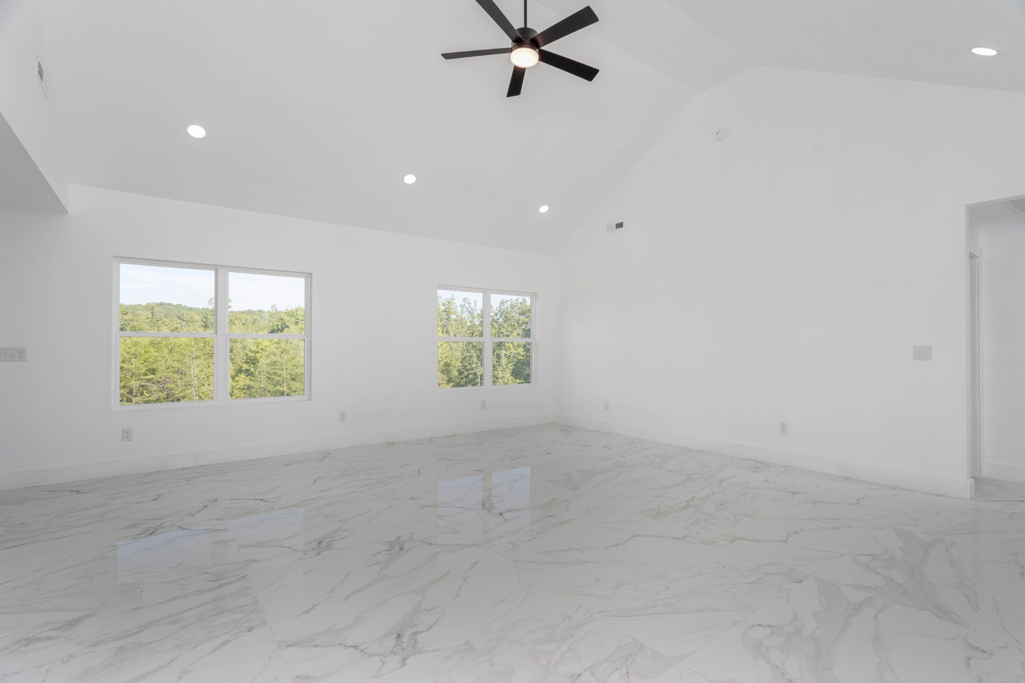 414 Windy Ridge Dr