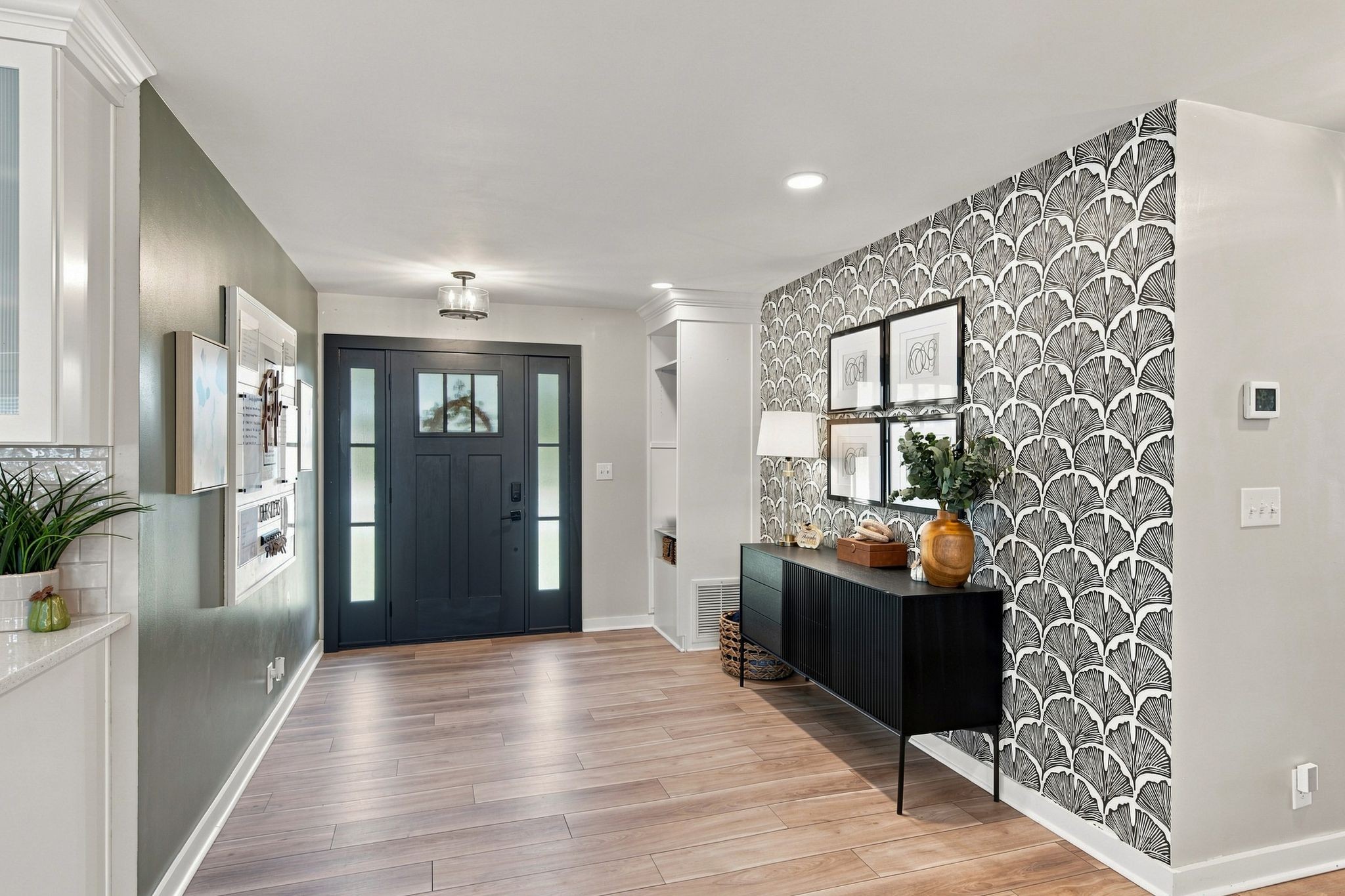 112 Oakmont Dr
