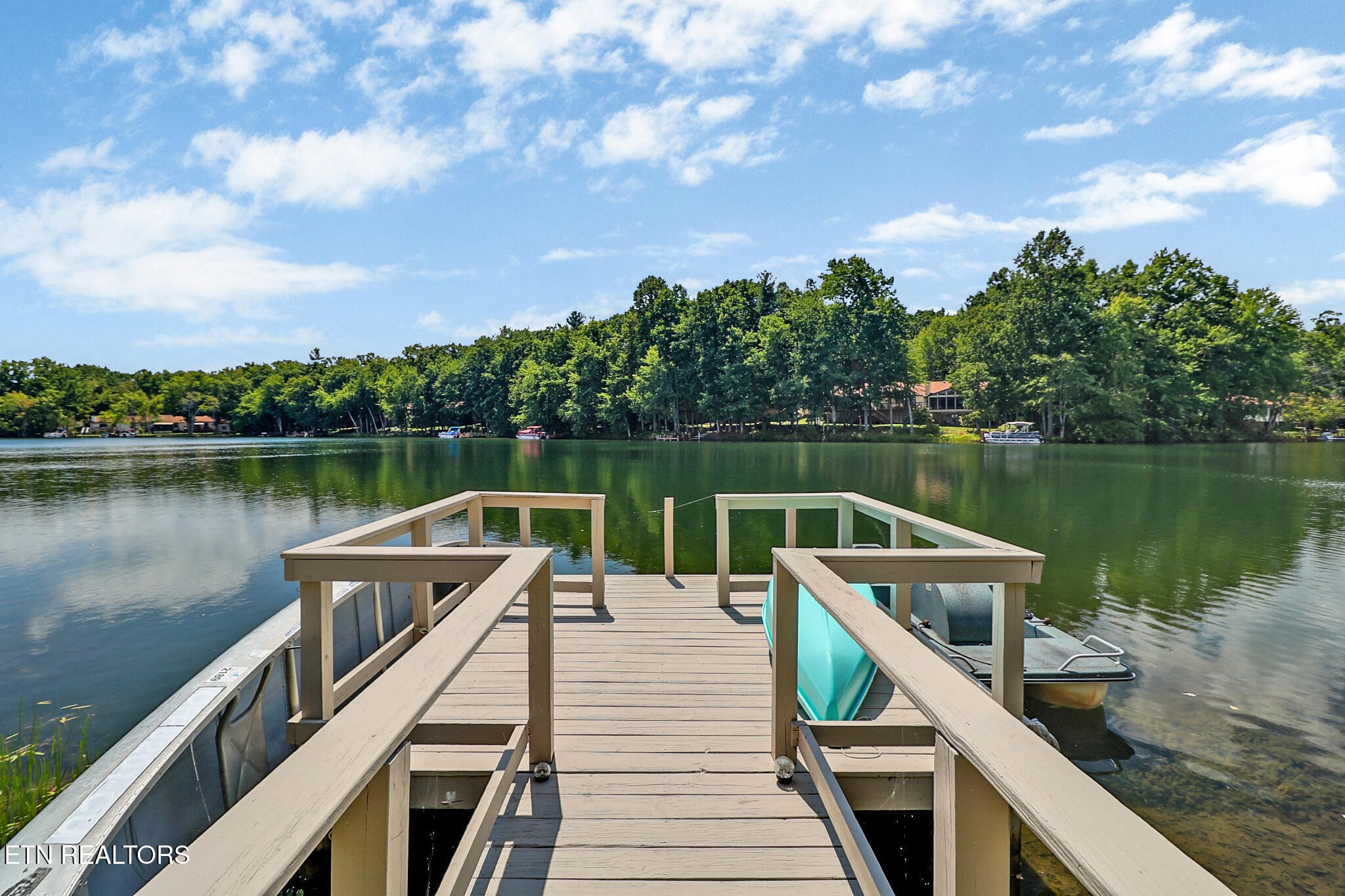 96 Lakeshore Lane