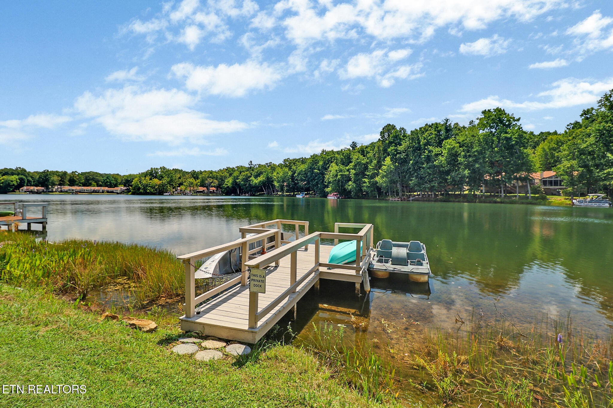96 Lakeshore Lane