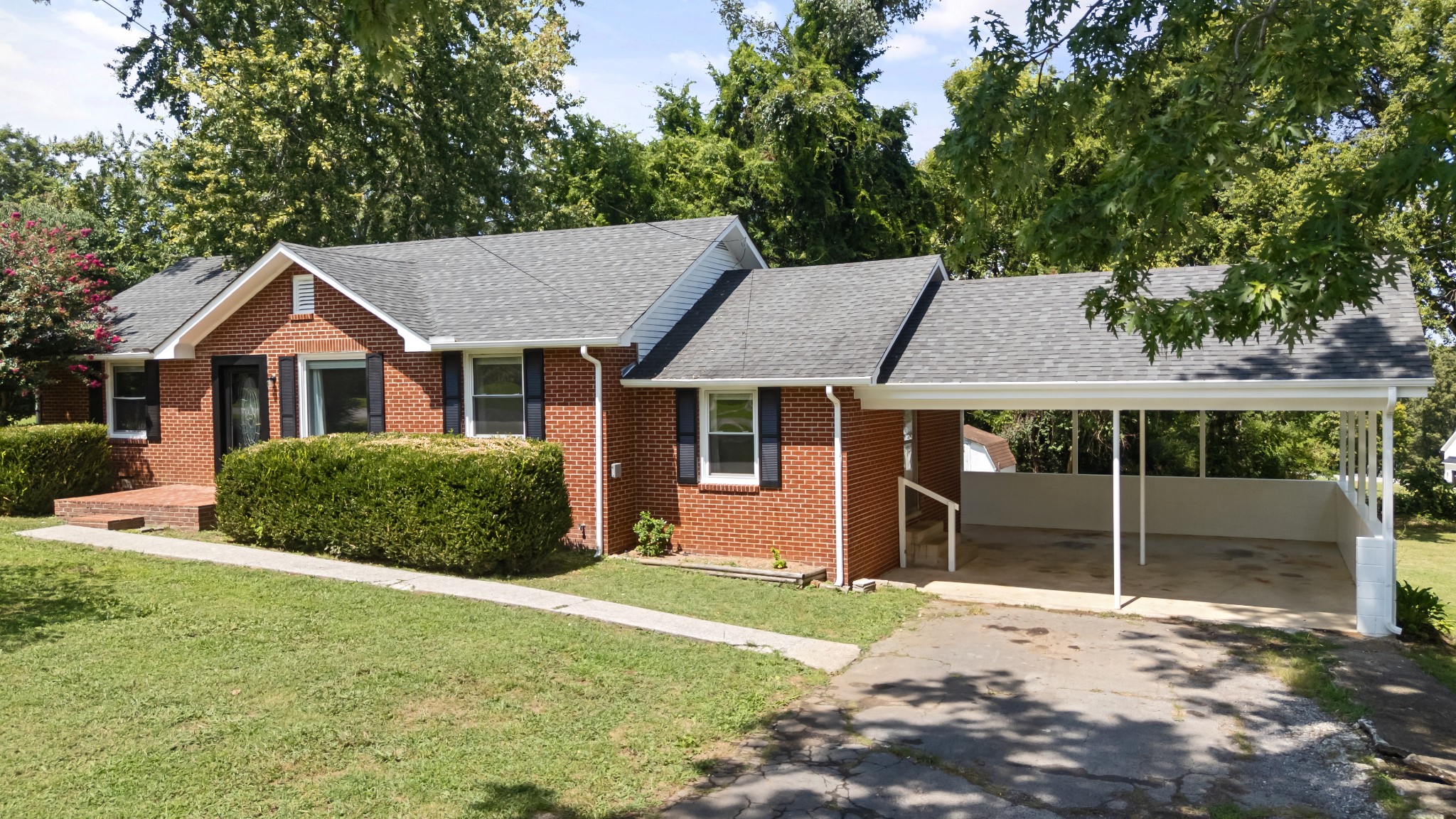 115 7th Ave, NE