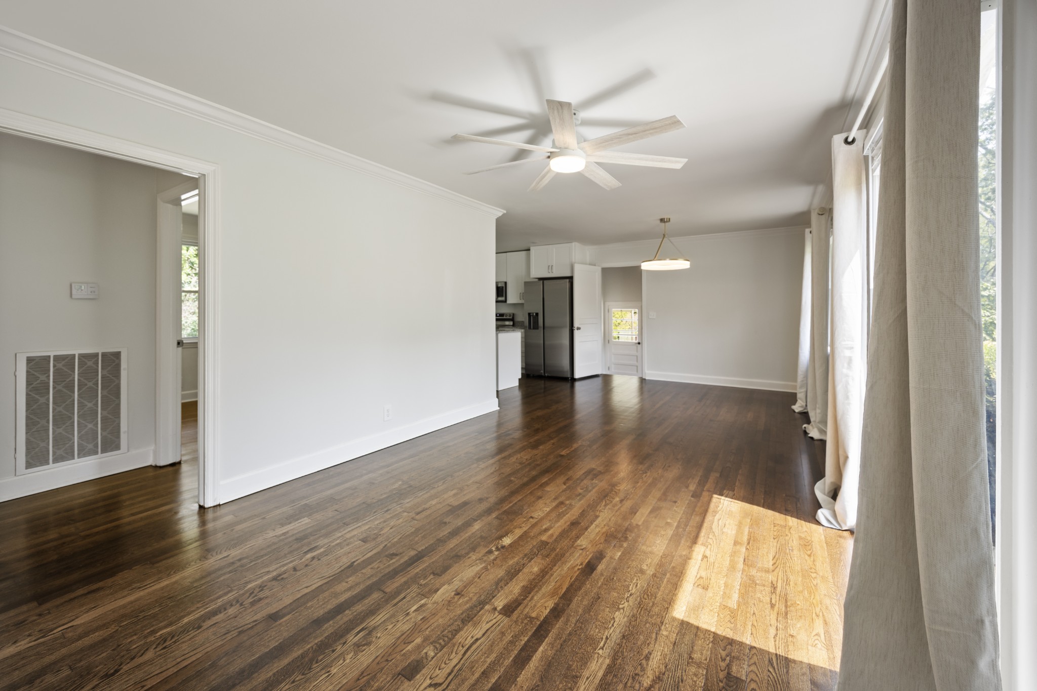 115 7th Ave, NE