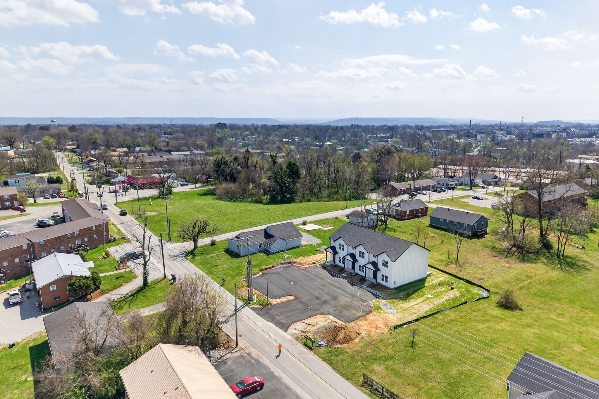 214 Jere Whitson Rd, W