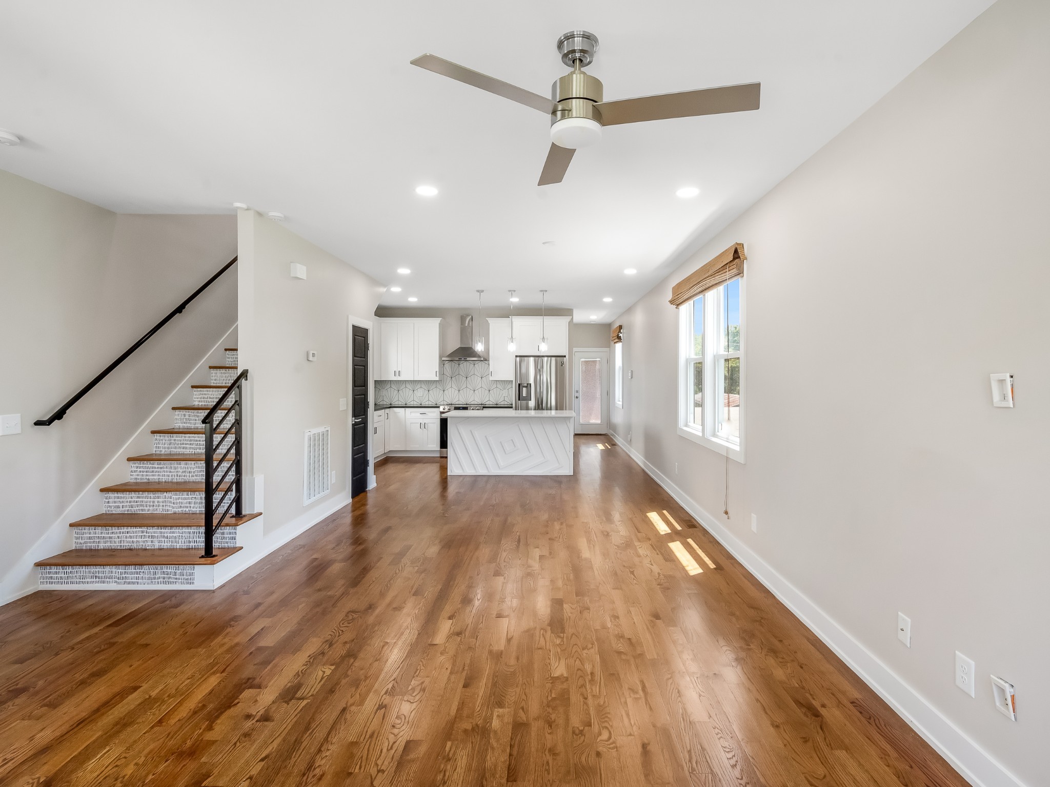 2116 Courtney Ave