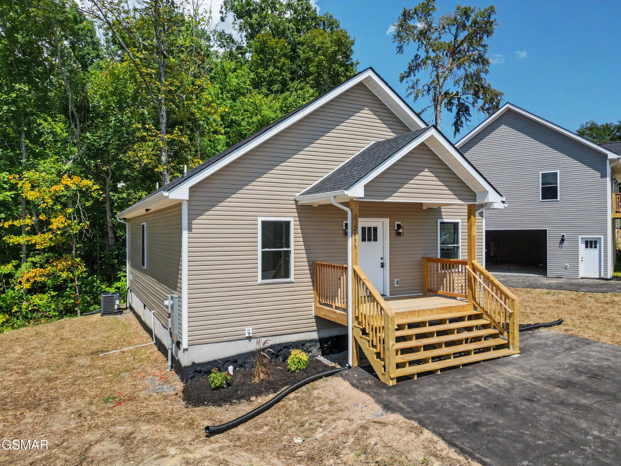 2435 Scenic Mountain Drive