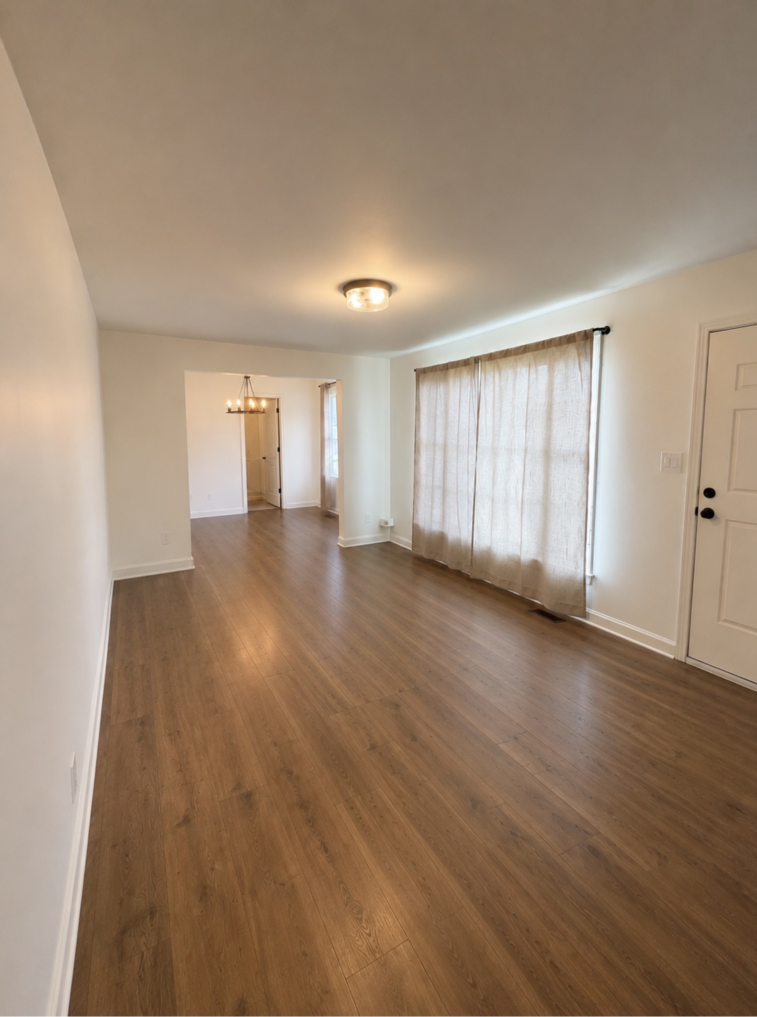 823 Glendale Dr