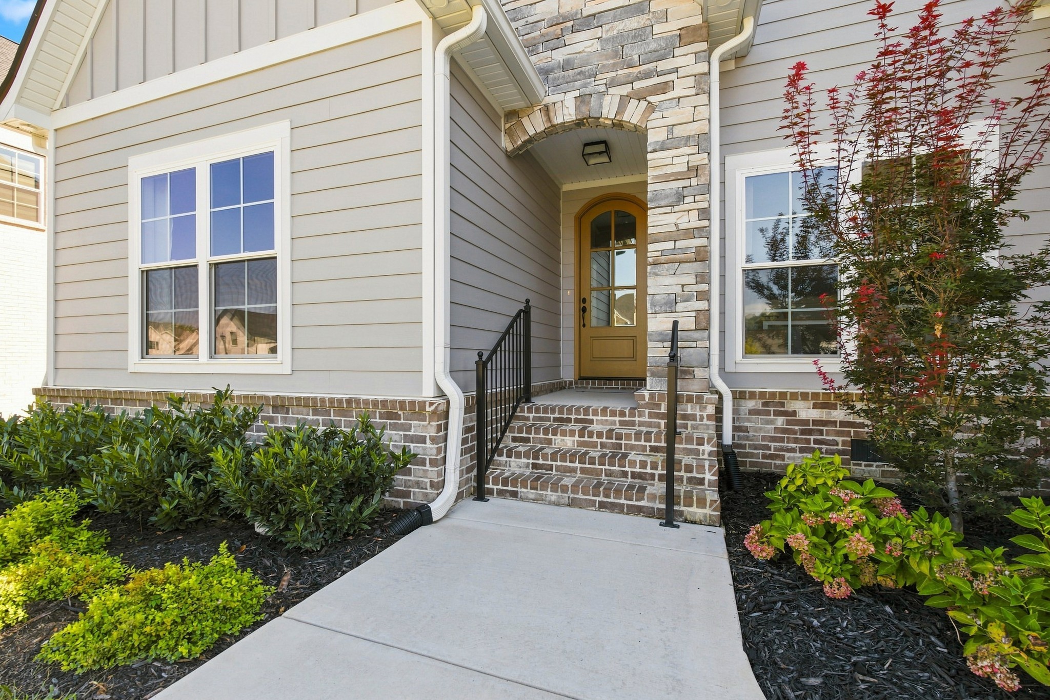 3021 Shady Forest Dr