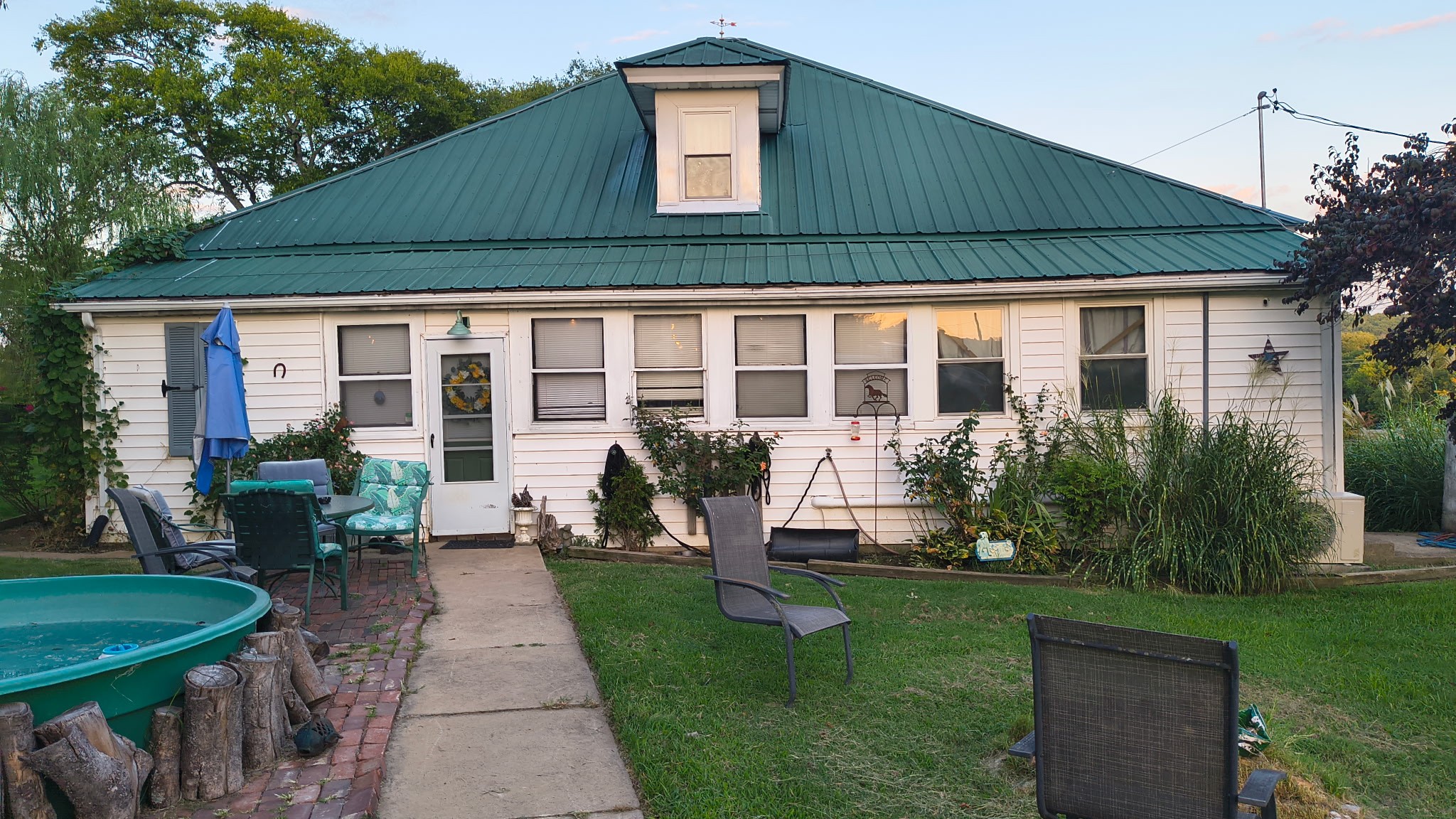 850 Sugar Flat Rd