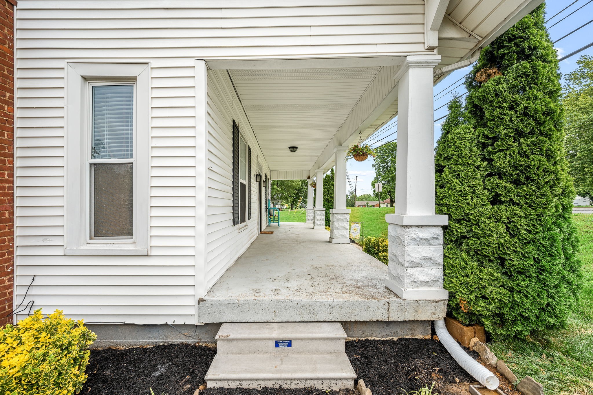 634 Hwy 52, E