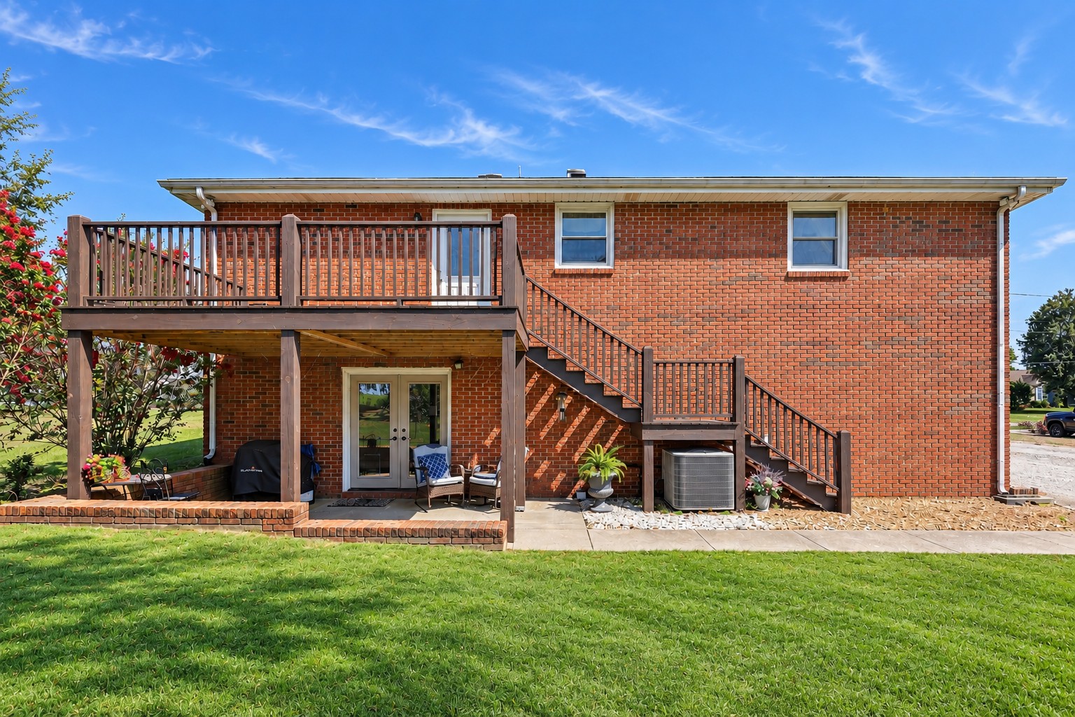 331 Maplewood Dr