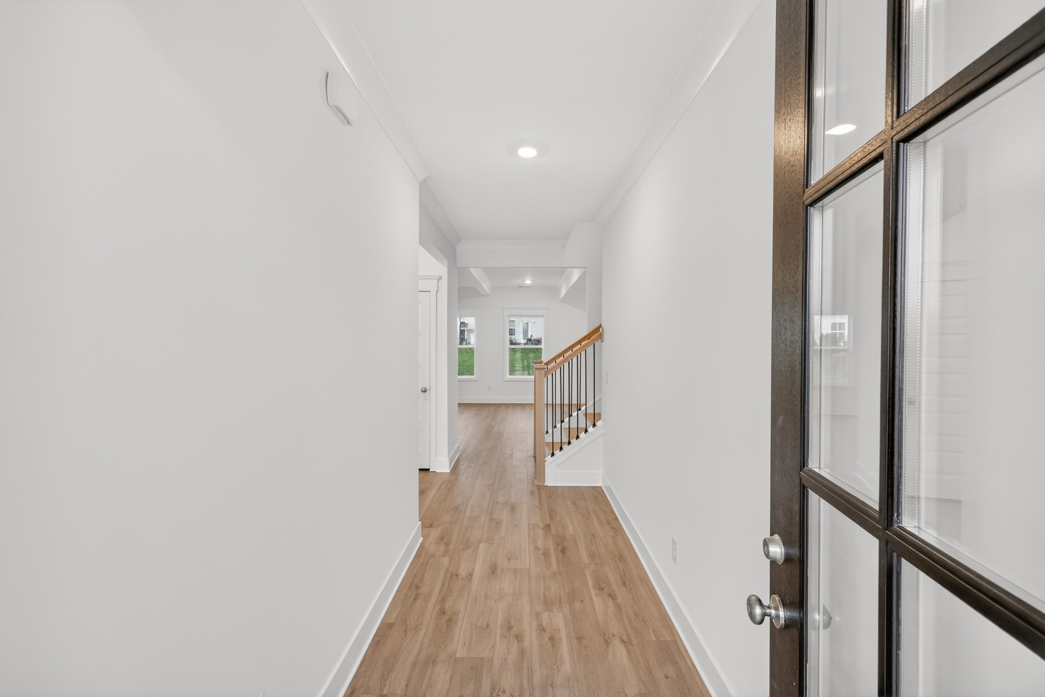221 Hampshire Way