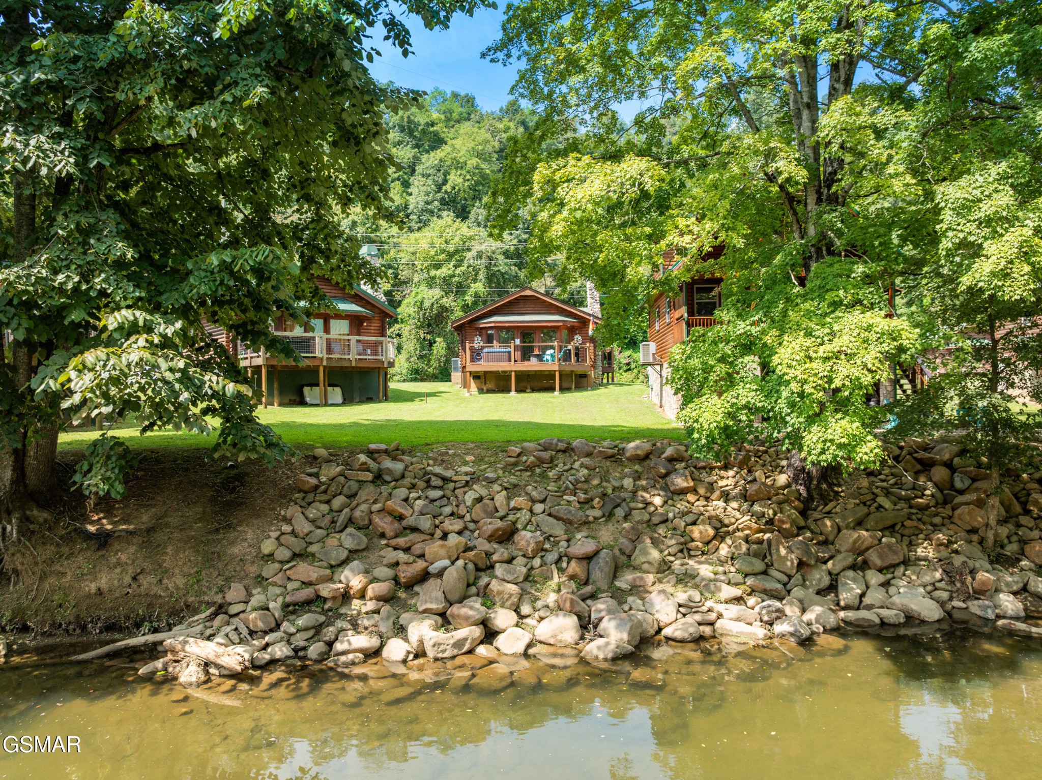 2323 River Port Way