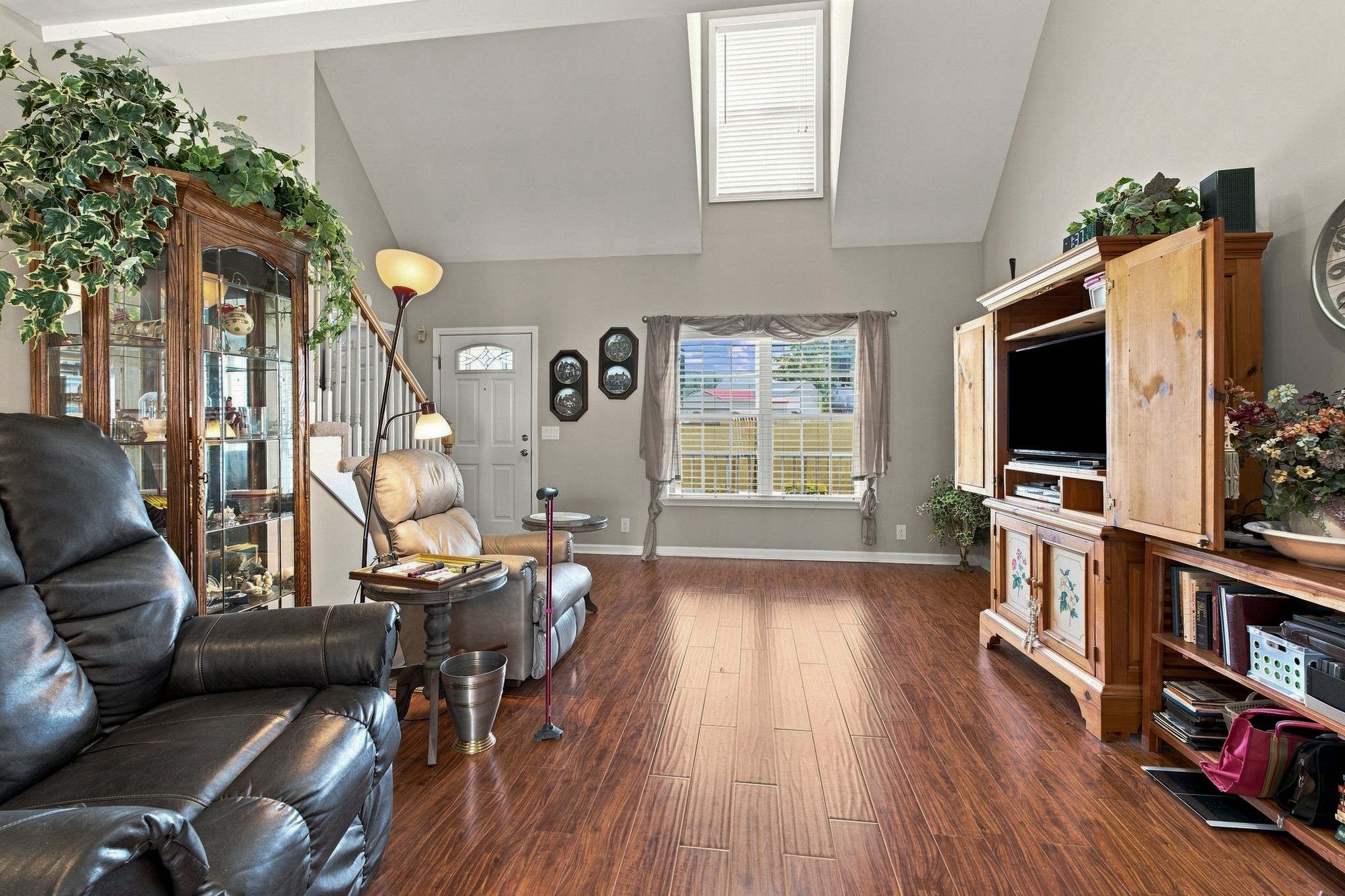 103 Shore Dr