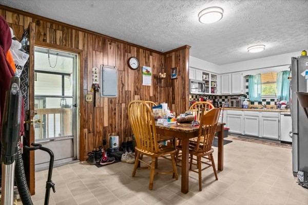 4135 Highway 70, E
