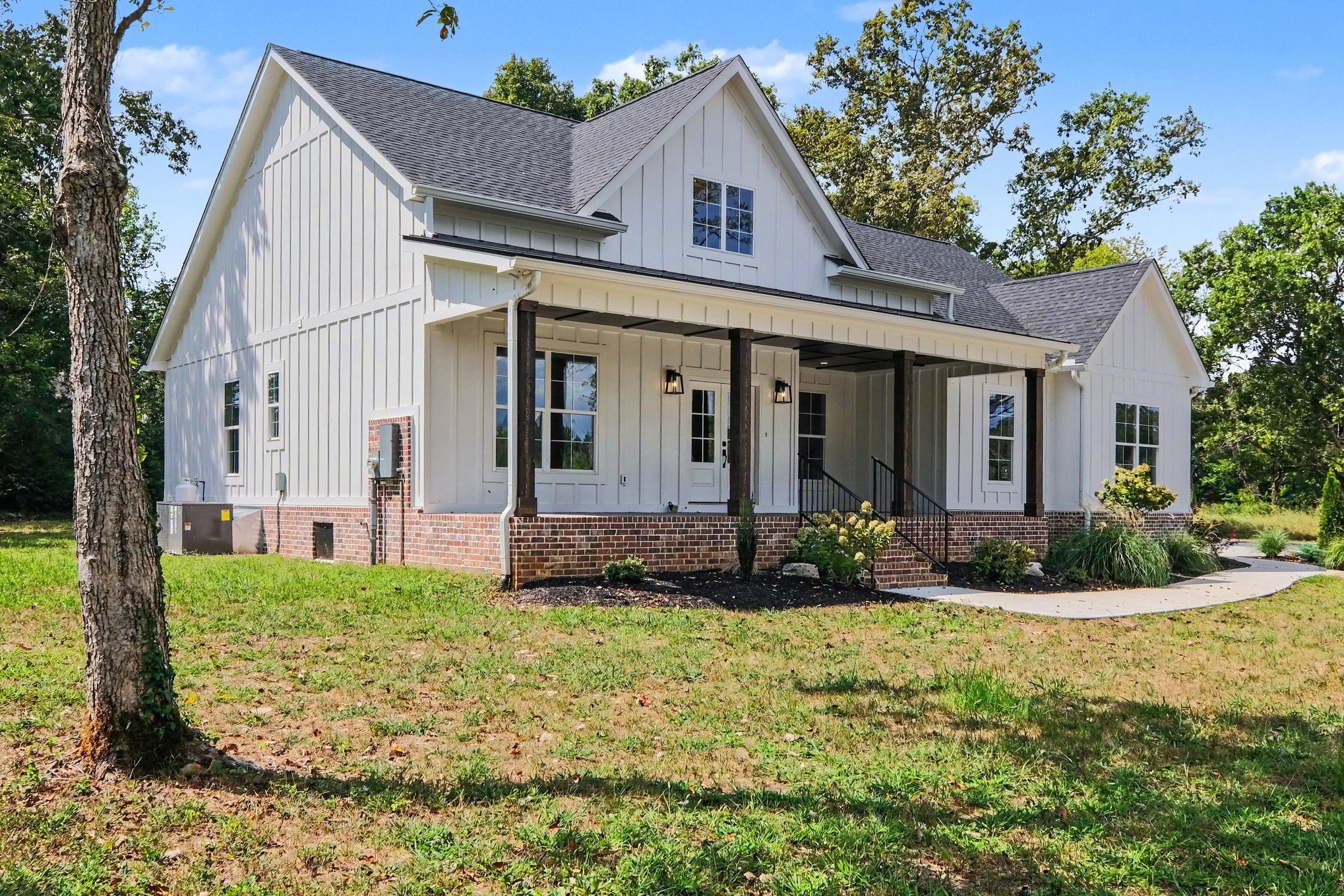 4881 Woodbury Pike
