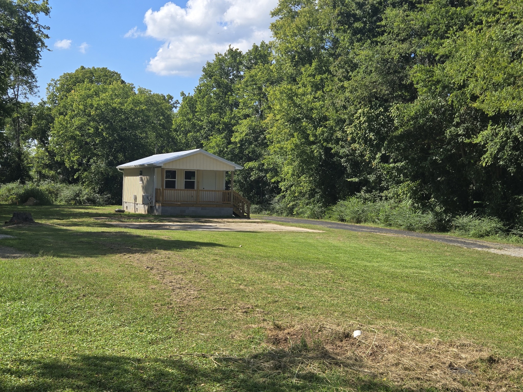105 Fairground Dr