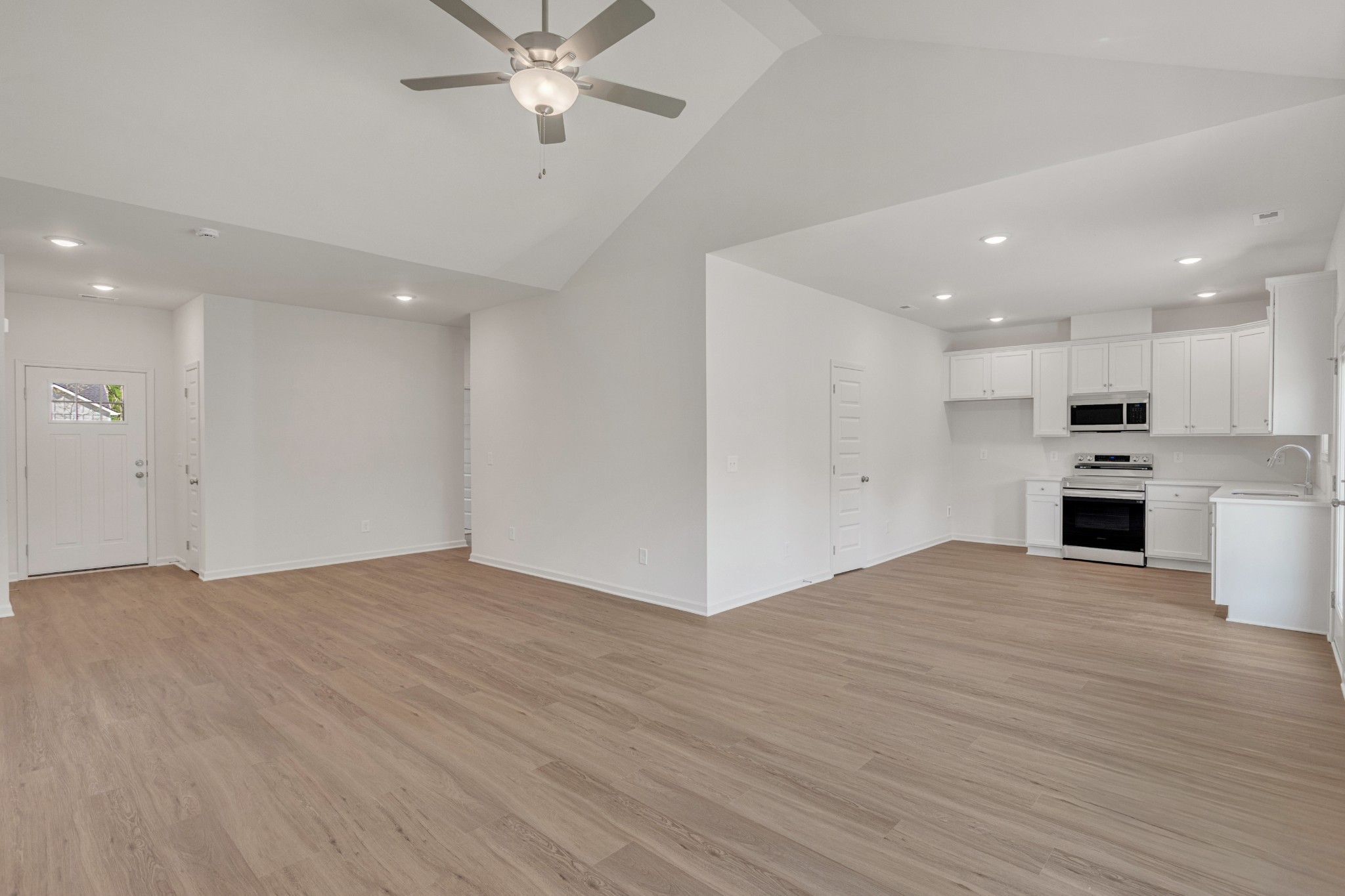 7473 Cox Pike