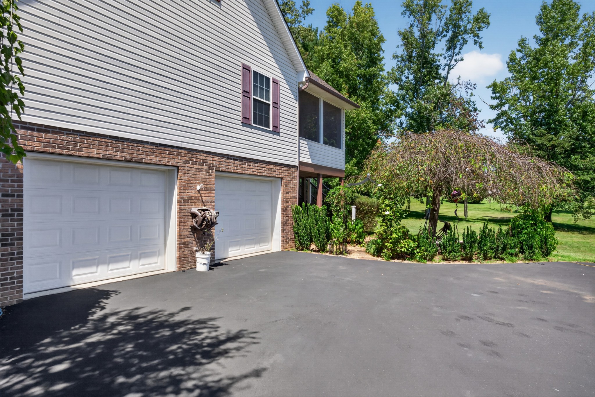 2593 Nova Cir