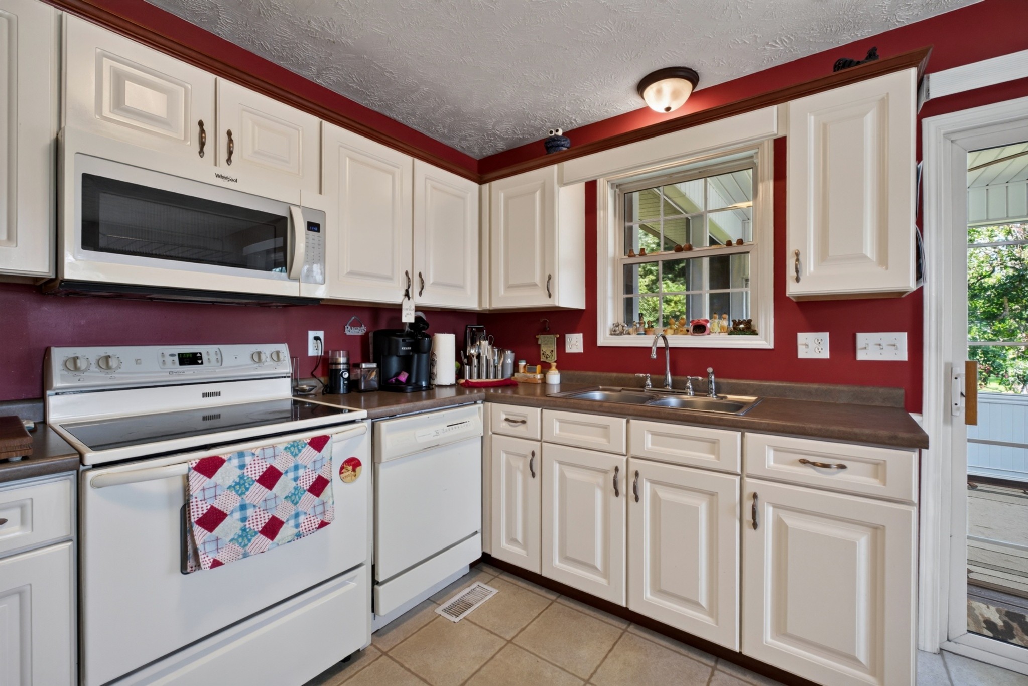 2593 Nova Cir
