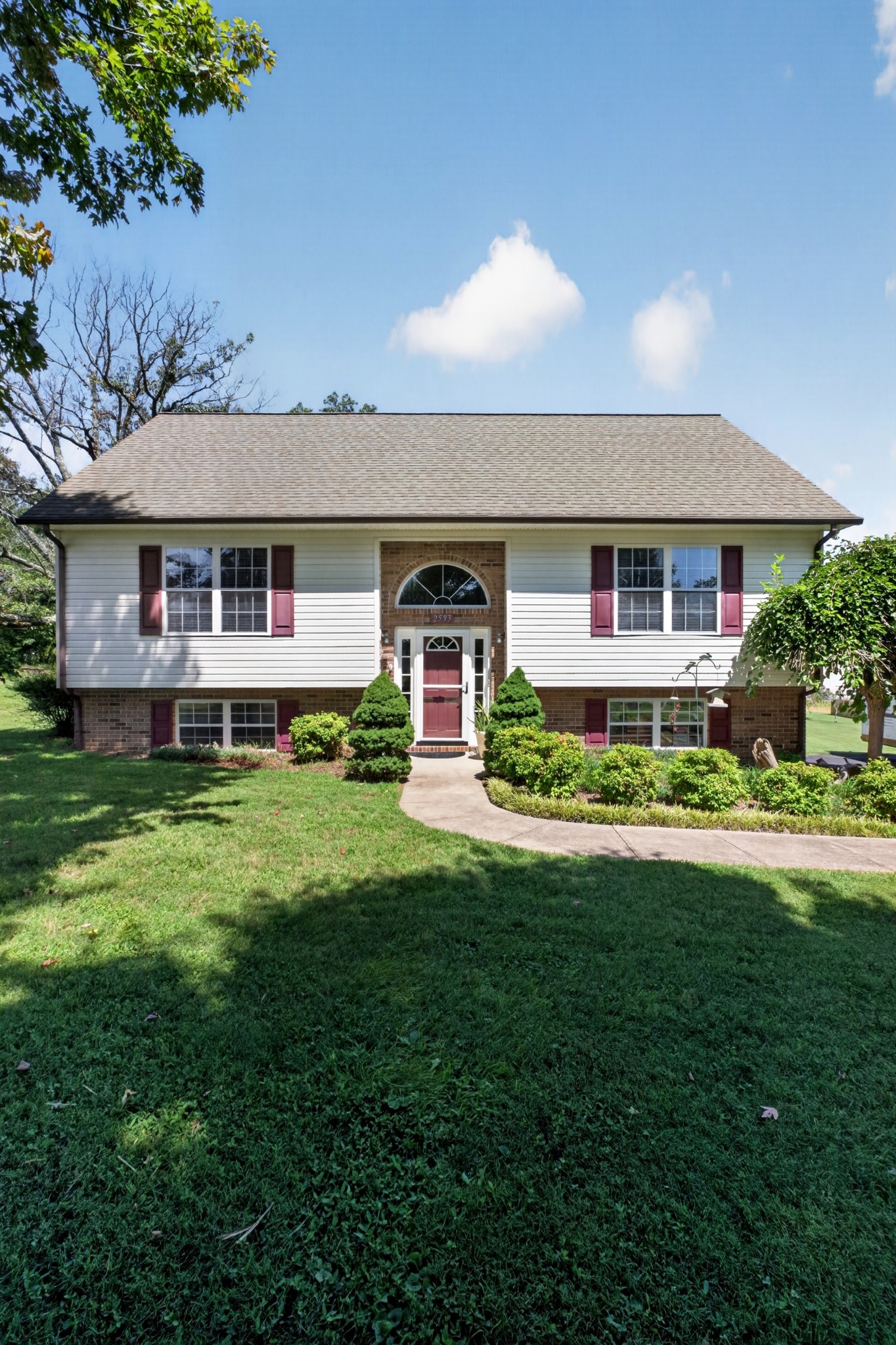 2593 Nova Cir