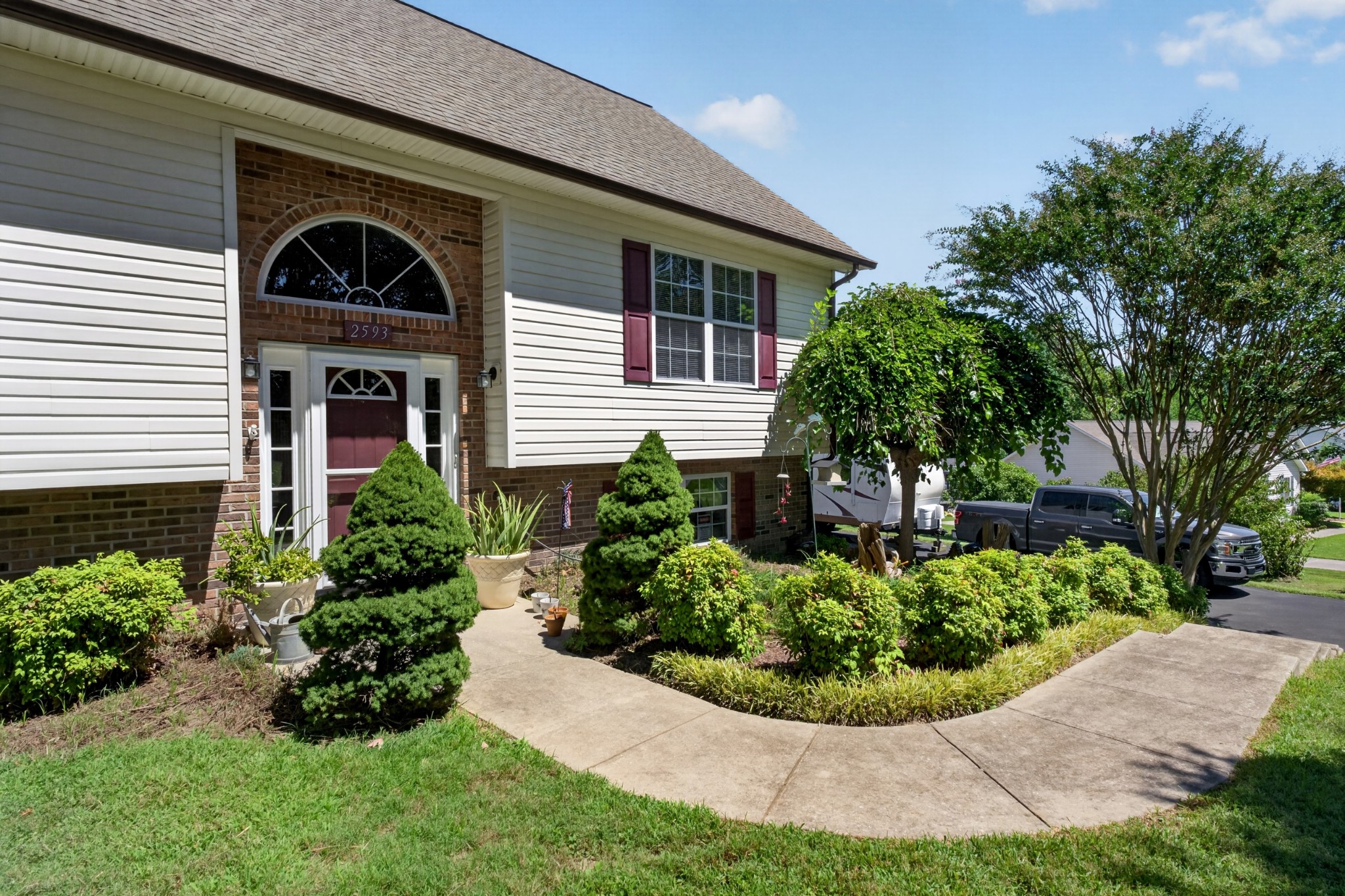 2593 Nova Cir